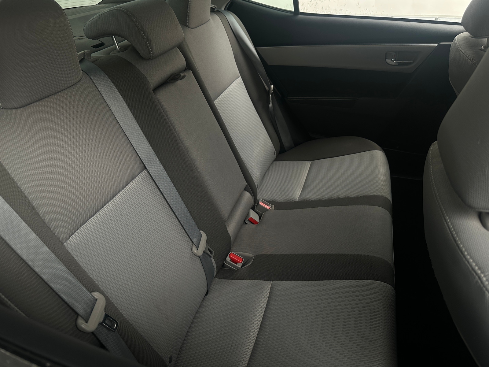 Thumbnail: 2017 Toyota Corolla - 6