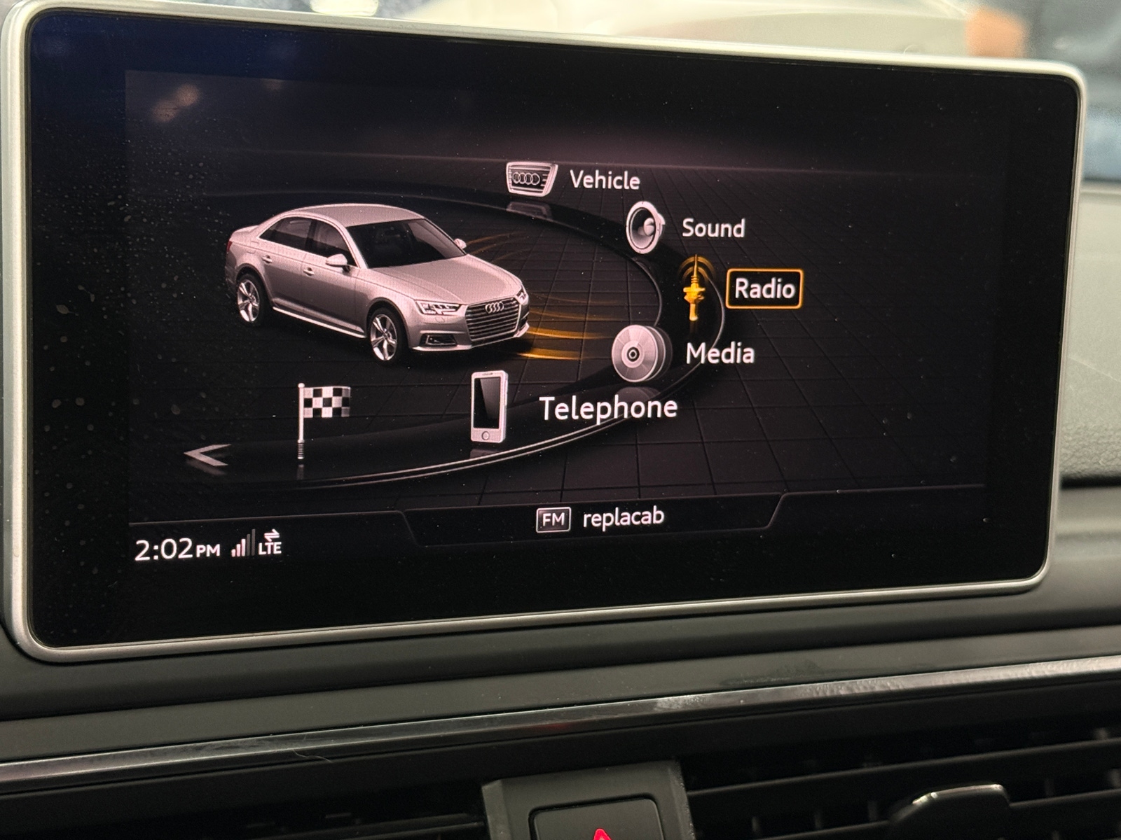 Thumbnail: 2017 Audi A4 - 3