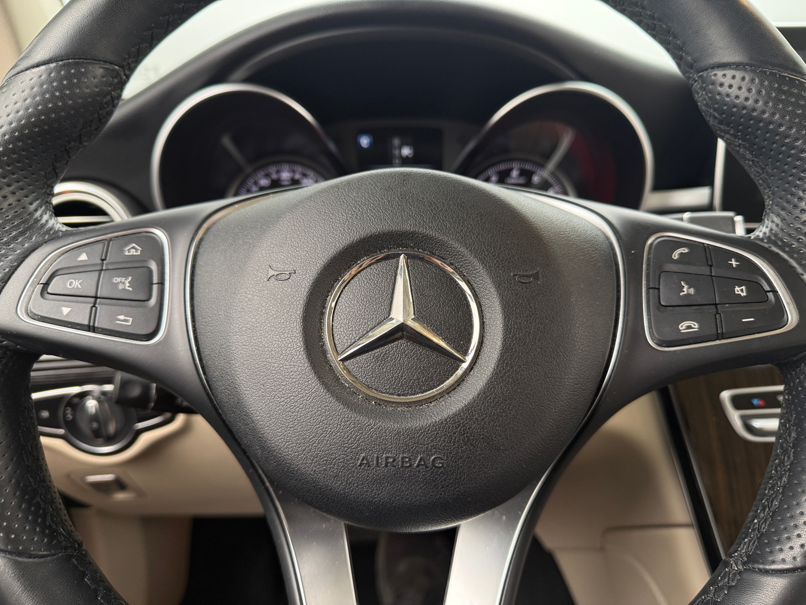 Thumbnail: 2018 Mercedes-Benz GLC - 4