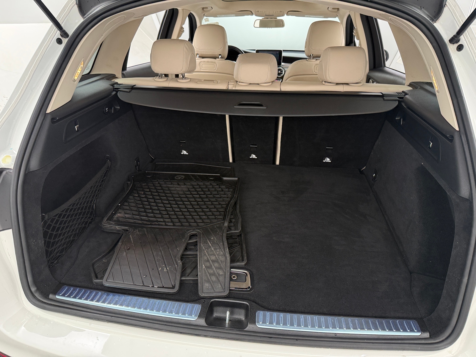 Thumbnail: 2018 Mercedes-Benz GLC - 6