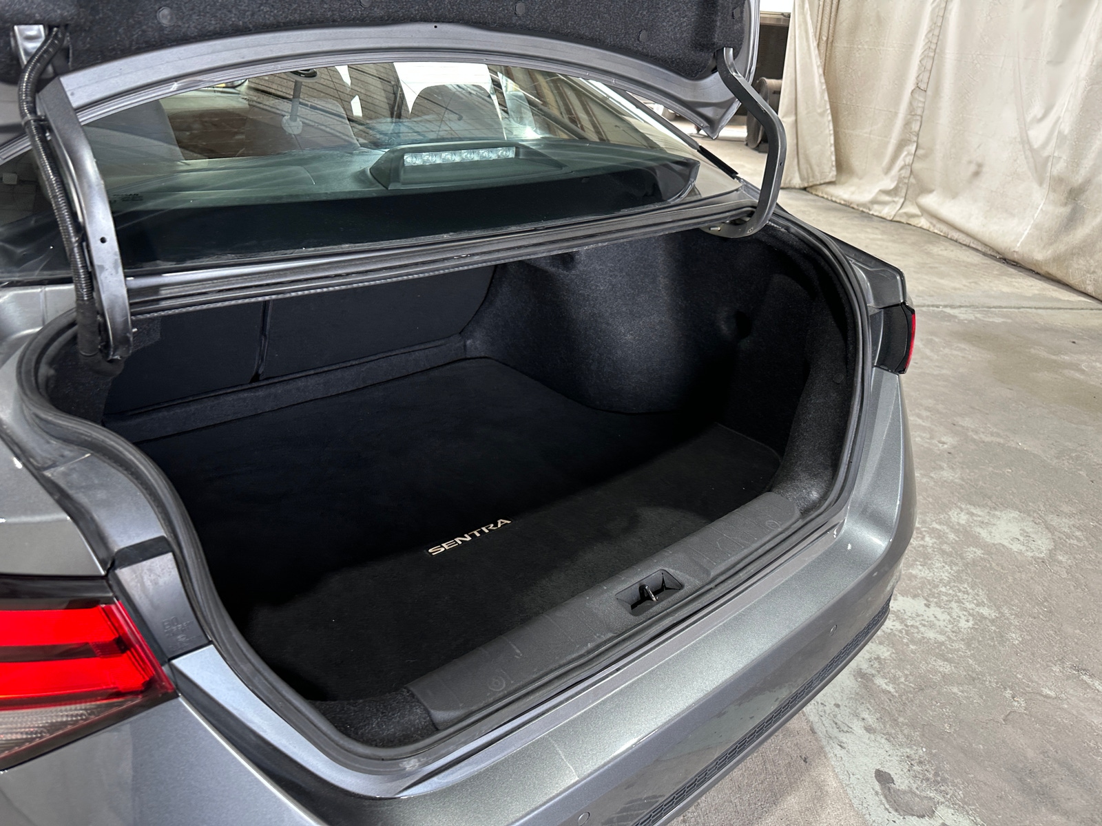 Thumbnail: 2021 Nissan Sentra - 7