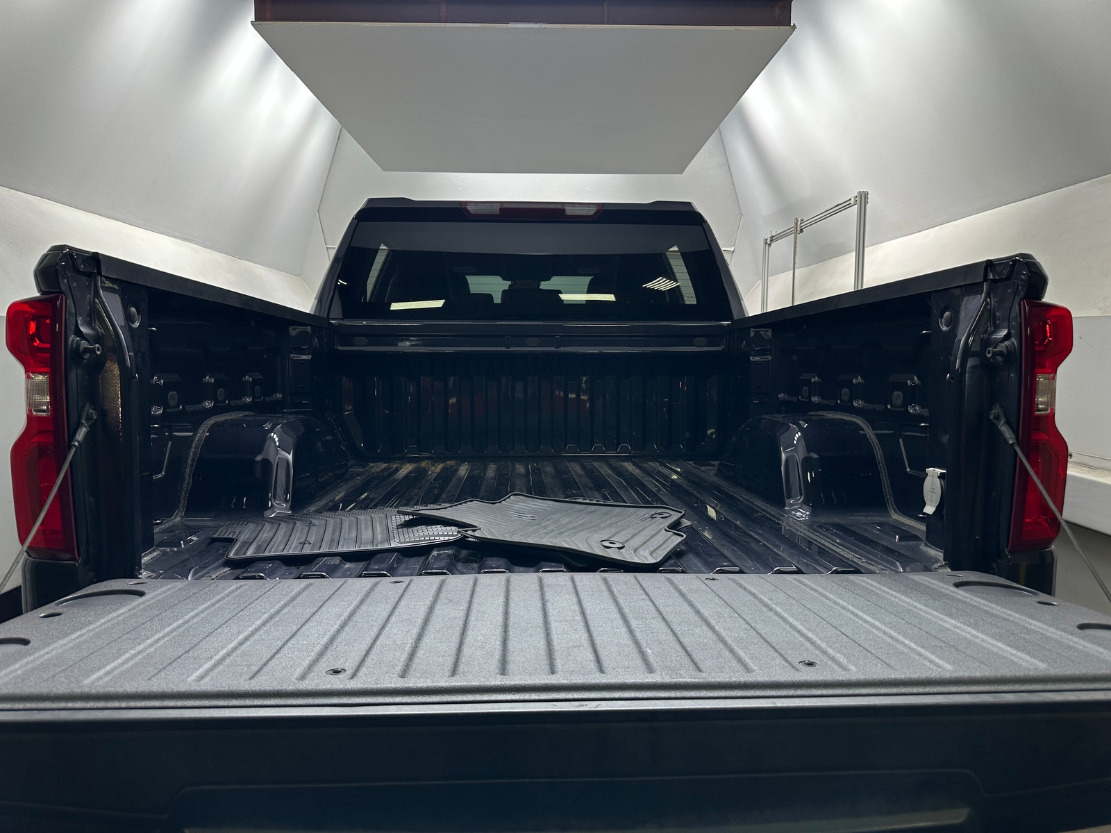 Thumbnail: 2024 Chevrolet Silverado 1500 - 6