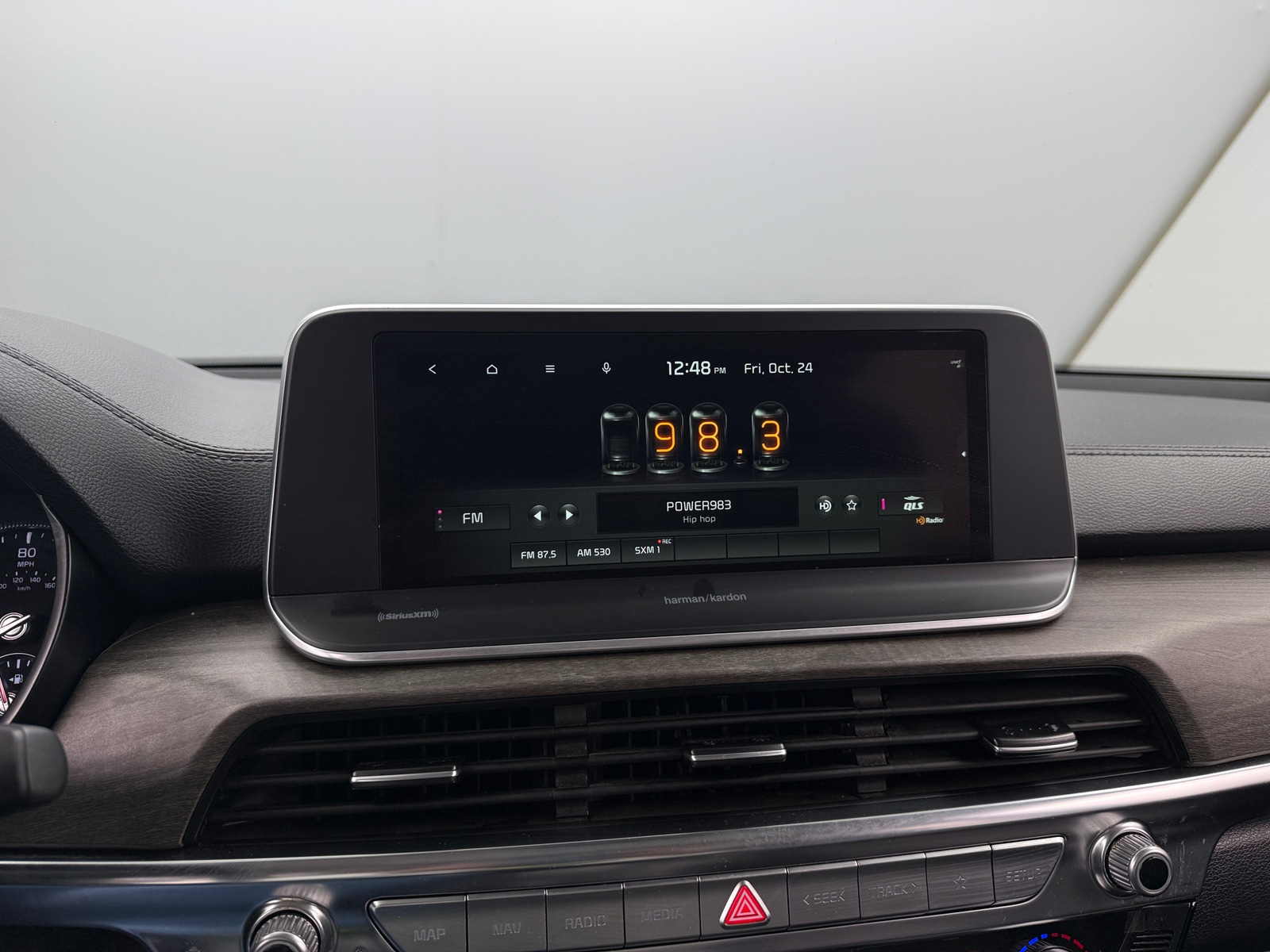 Thumbnail: 2022 Kia Telluride - 3