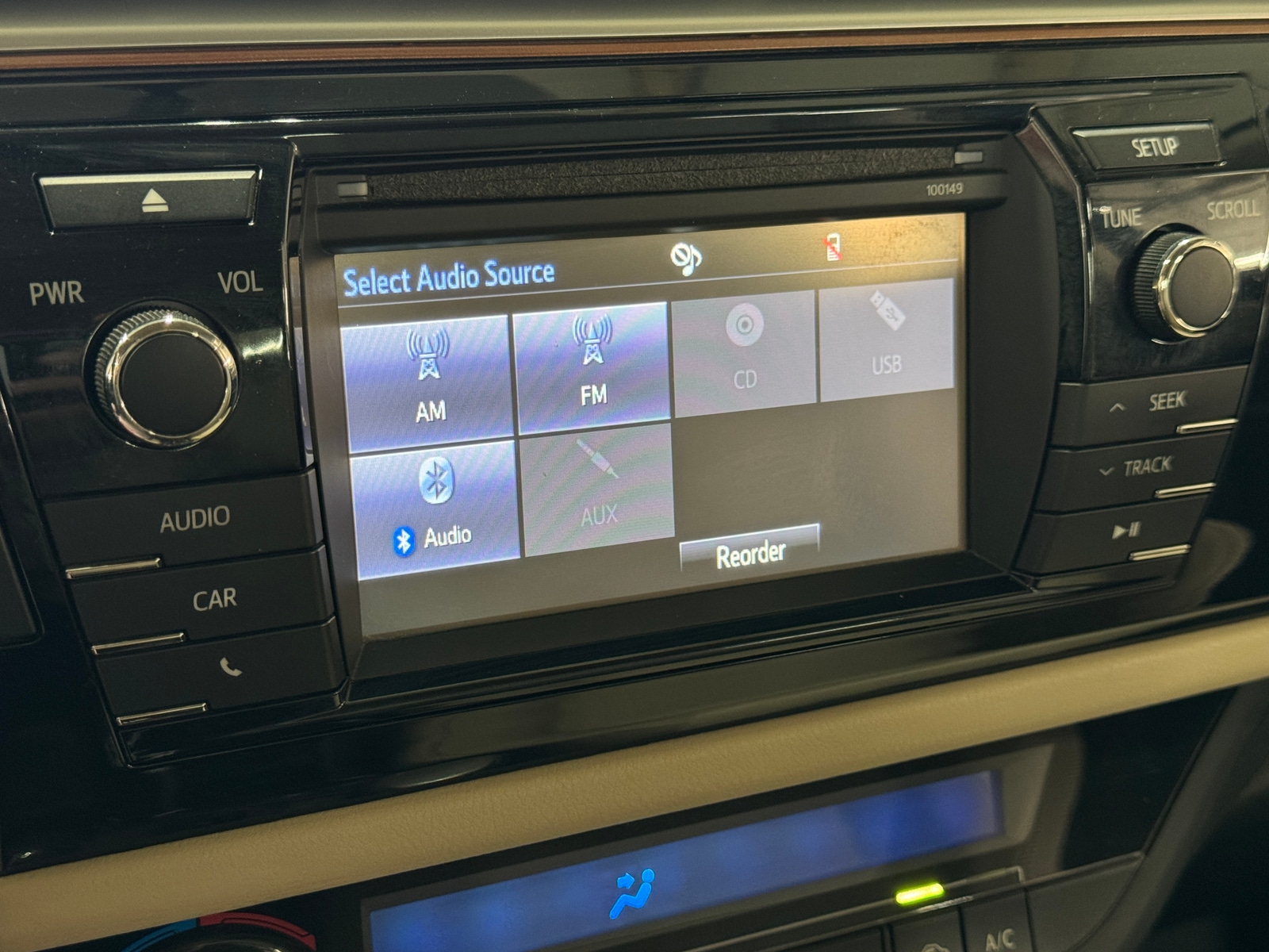 Thumbnail: 2014 Toyota Corolla - 4