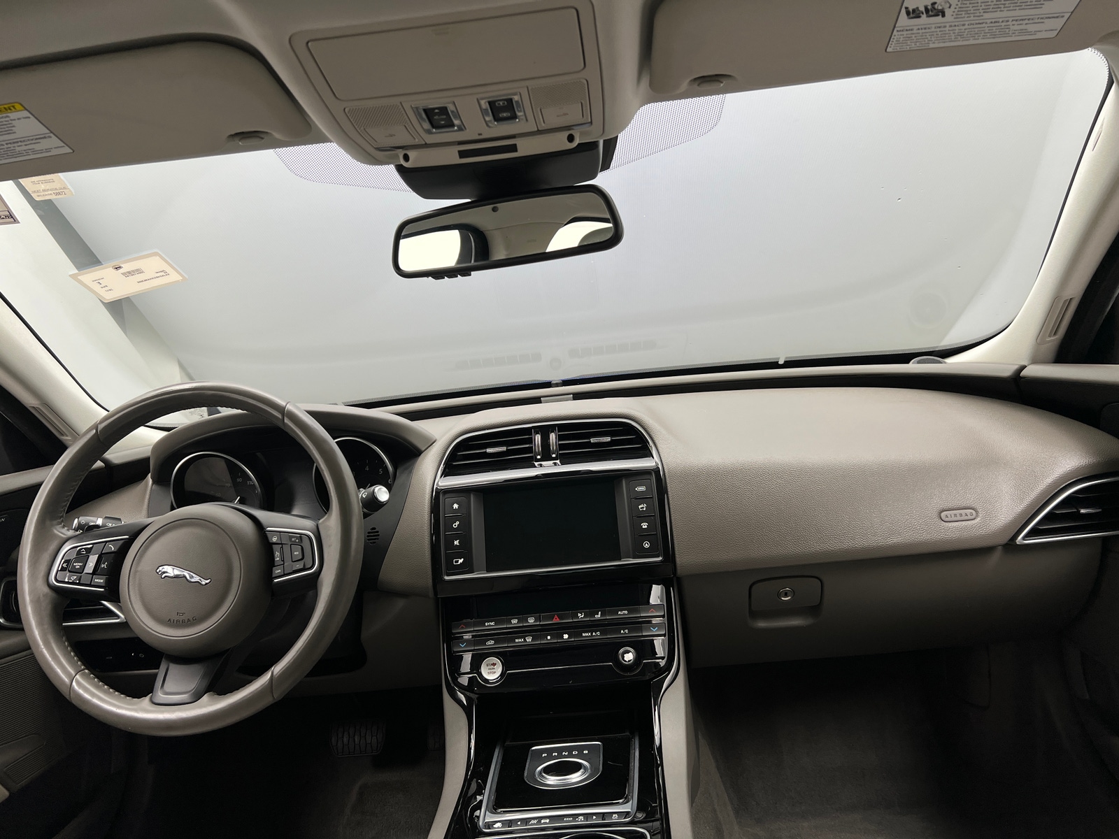 Thumbnail: 2017 Jaguar XE - 2