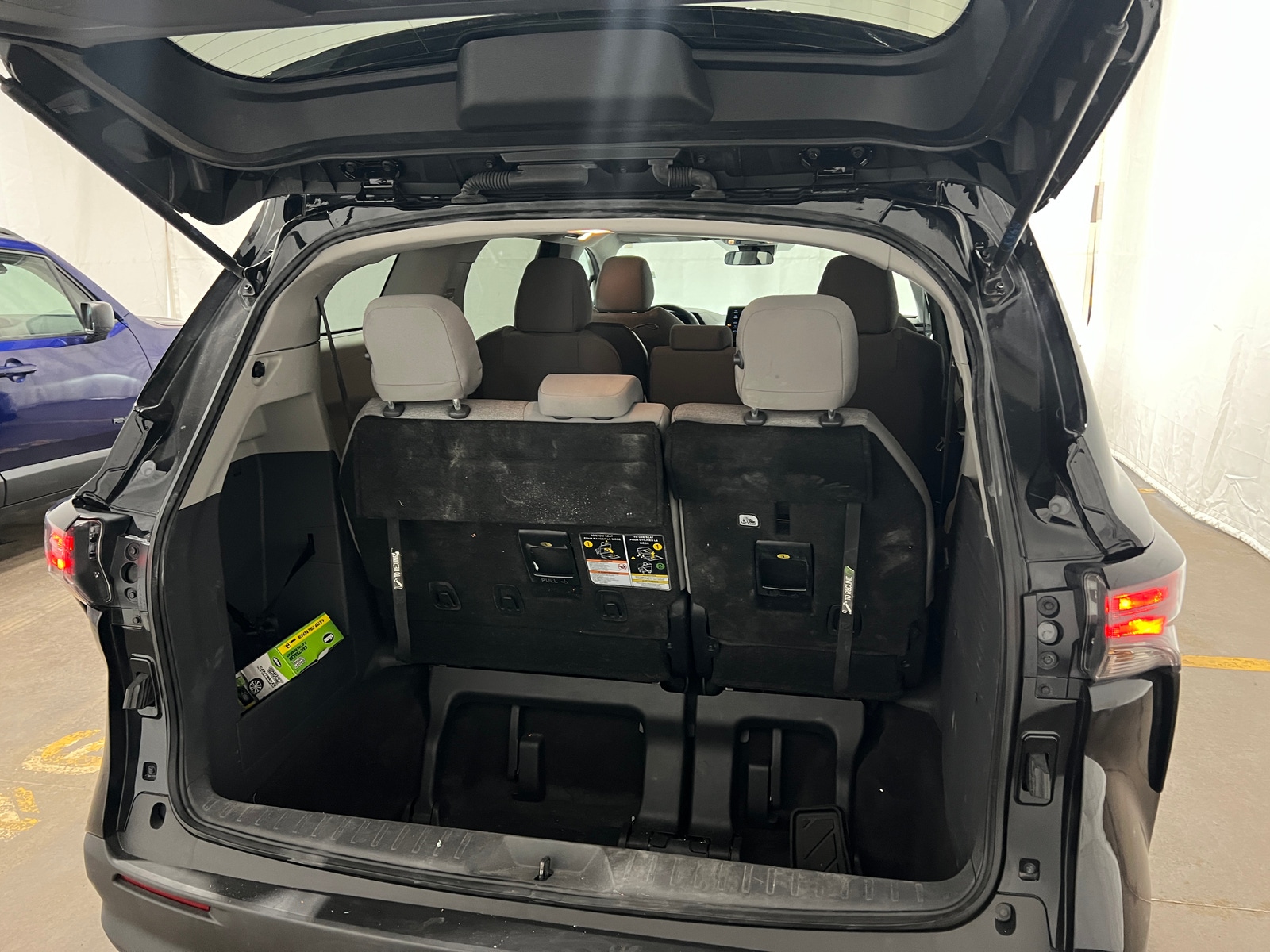 Thumbnail: 2024 Toyota Sienna - 7