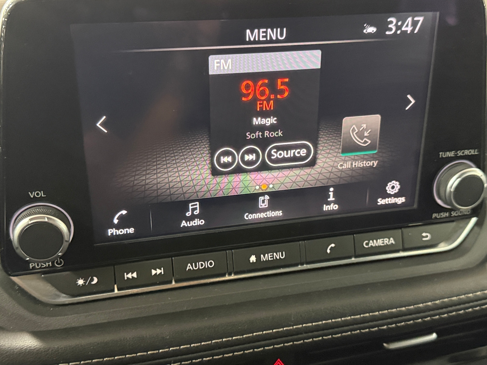 Thumbnail: 2022 Nissan Rogue - 4