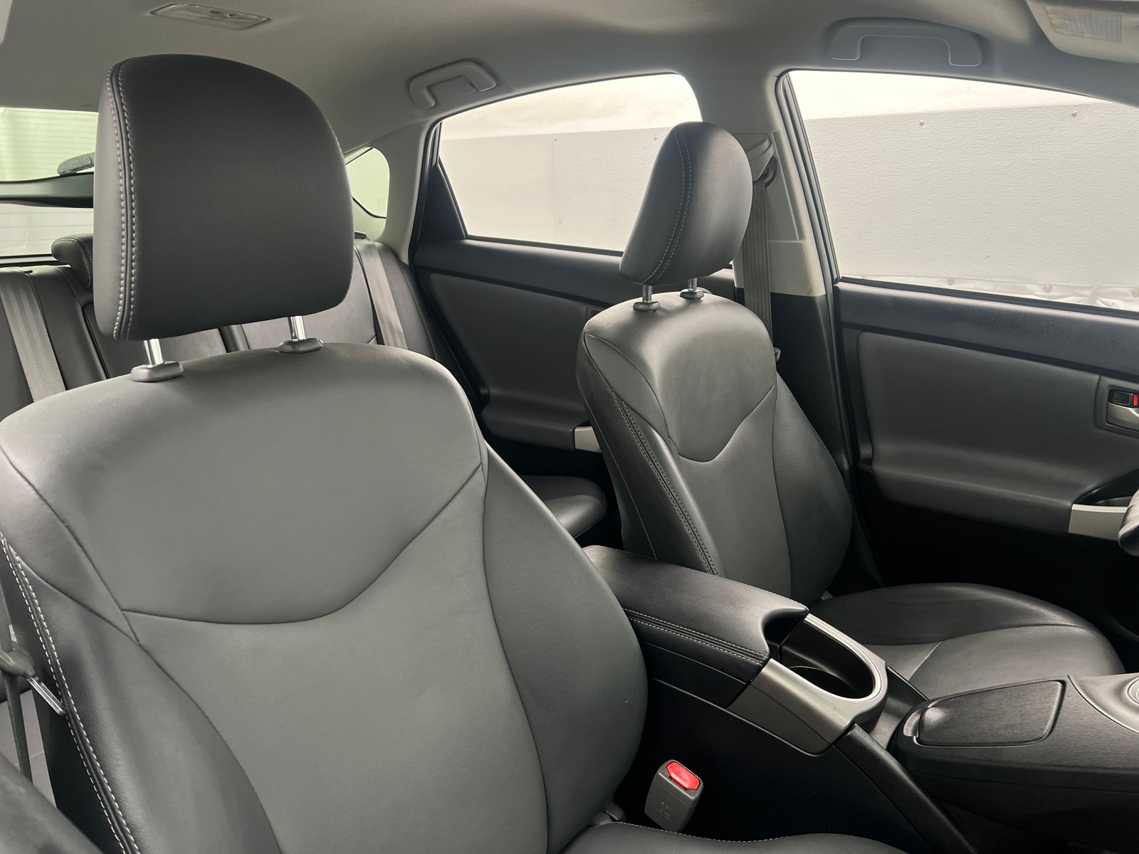 Thumbnail: 2014 Toyota Prius - 2