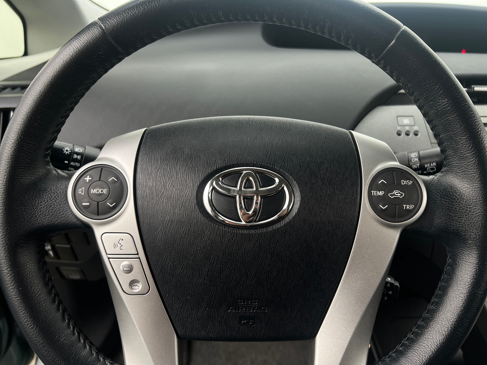 Thumbnail: 2014 Toyota Prius - 5