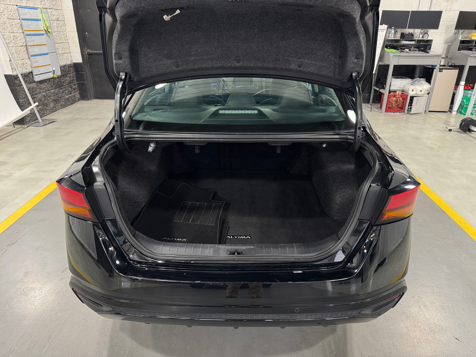 Thumbnail: 2024 Nissan Altima - 7