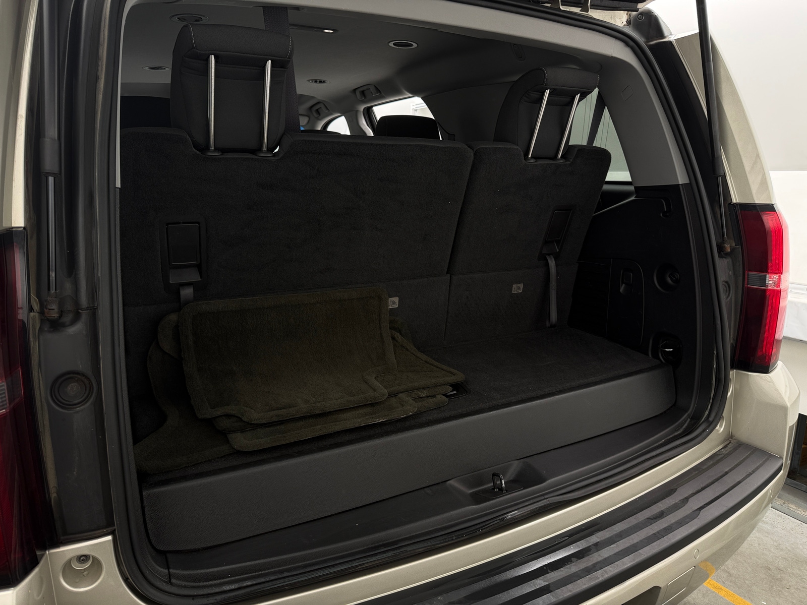 Thumbnail: 2015 Chevrolet Tahoe - 7