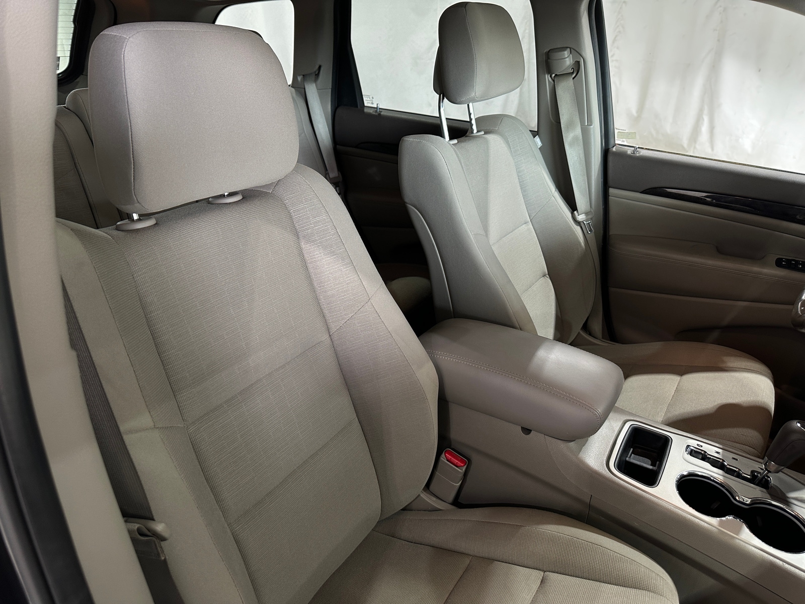 Thumbnail: 2013 Jeep Grand Cherokee - 2