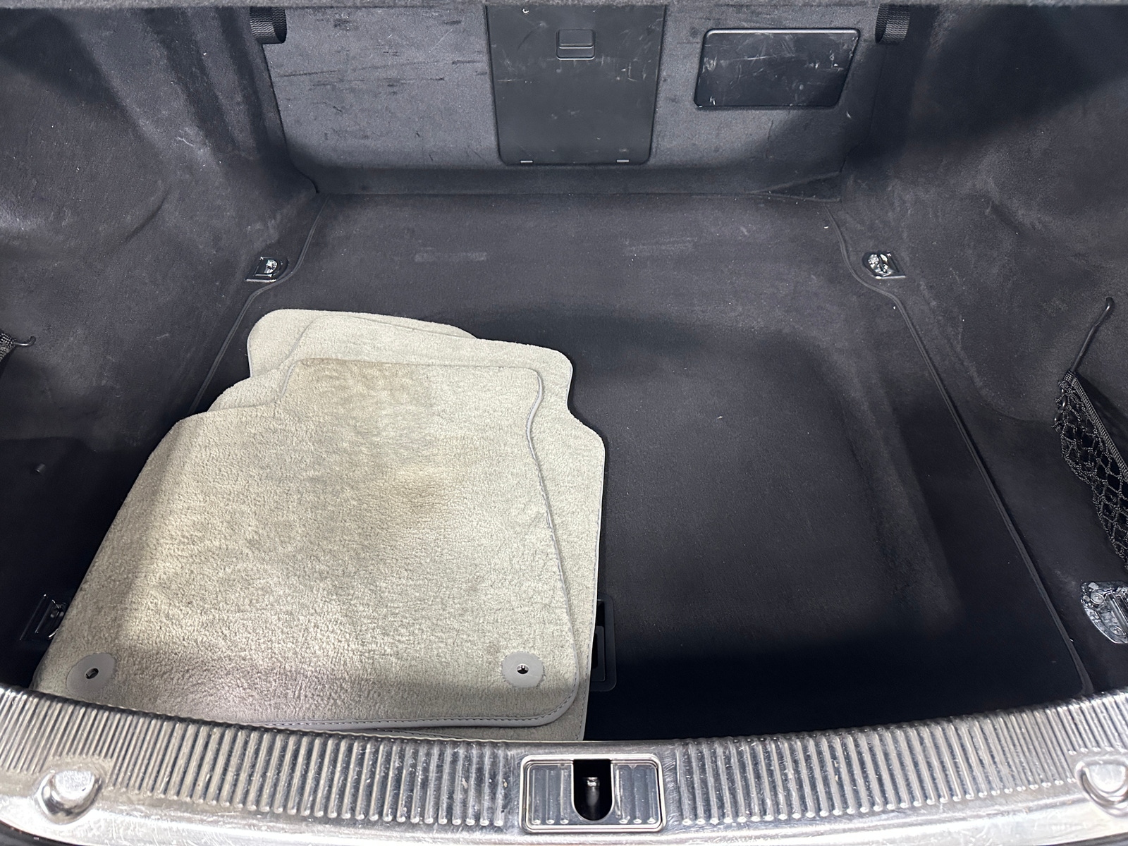 Thumbnail: 2017 Audi A8 - 6