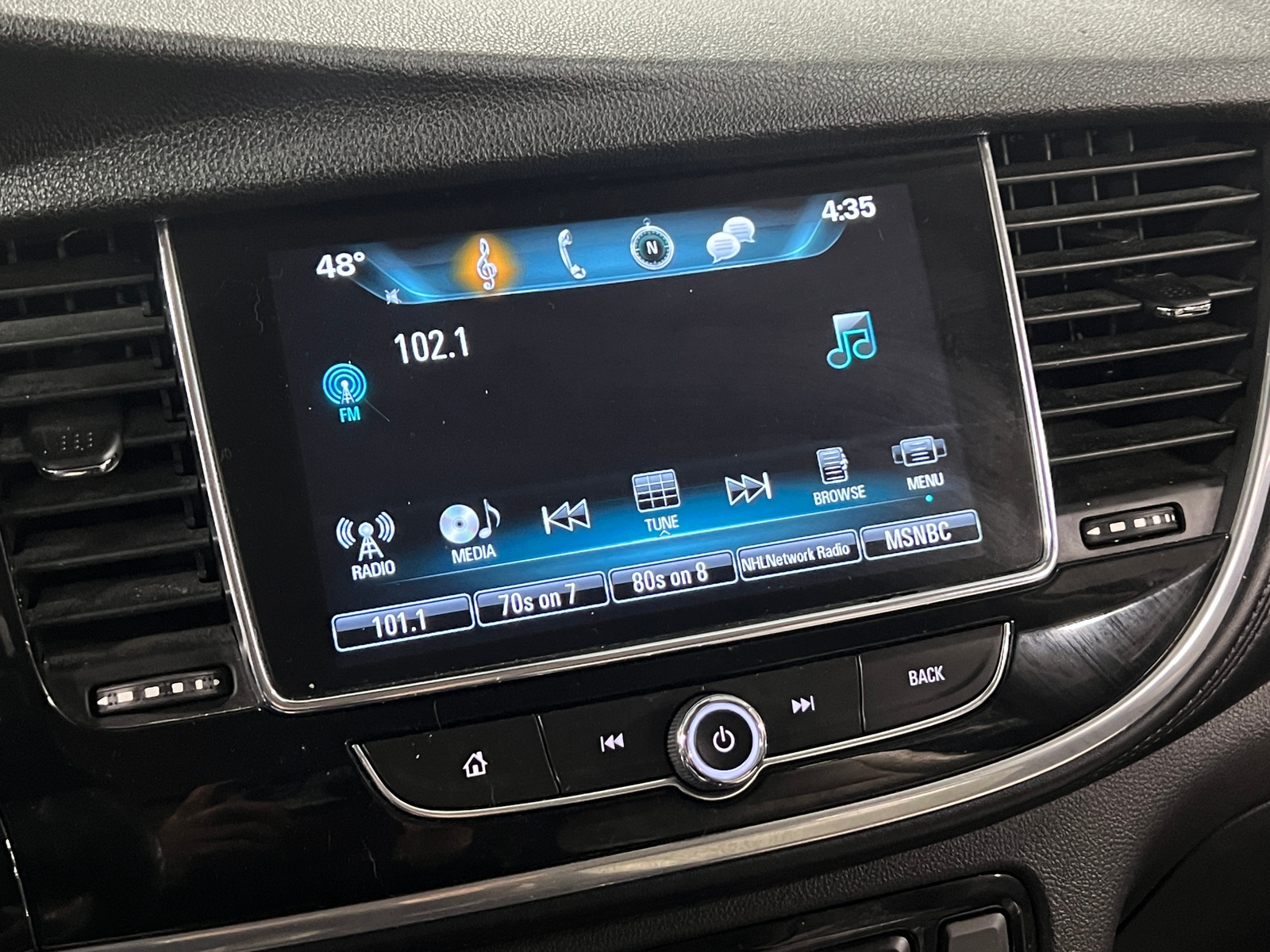 Thumbnail: 2019 Buick Encore - 4