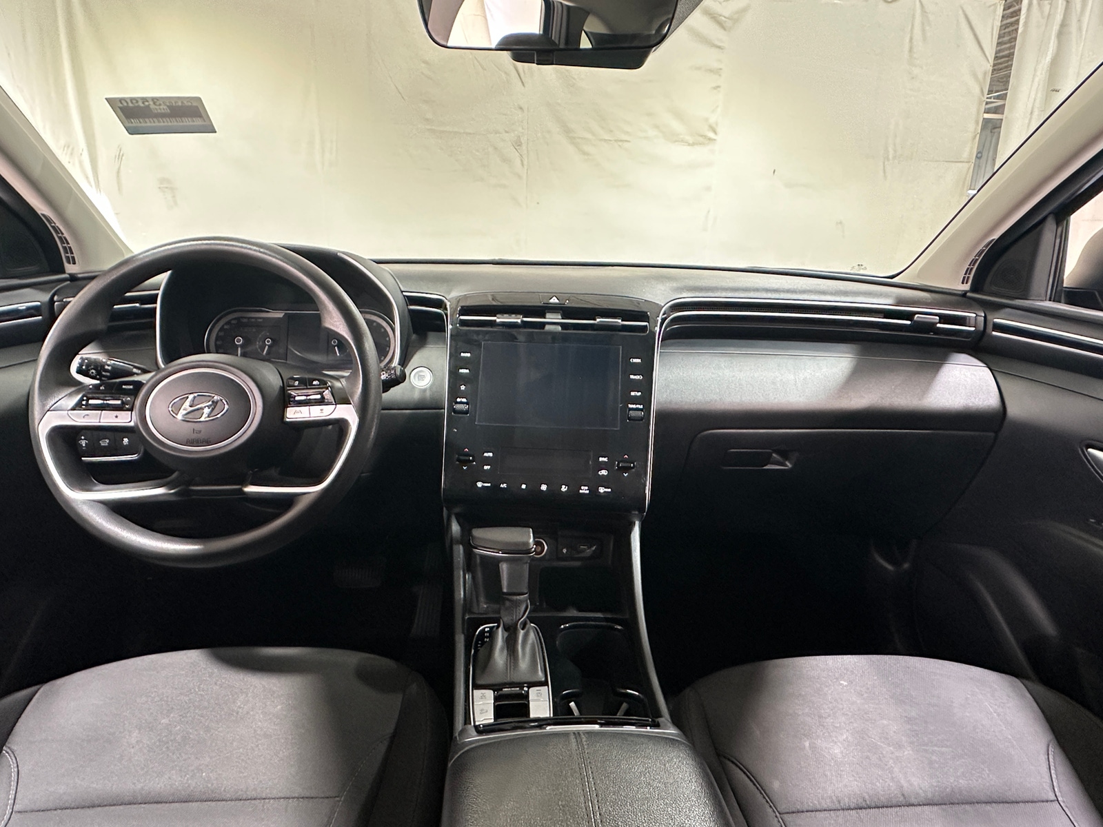 Thumbnail: 2024 Hyundai Tucson - 3