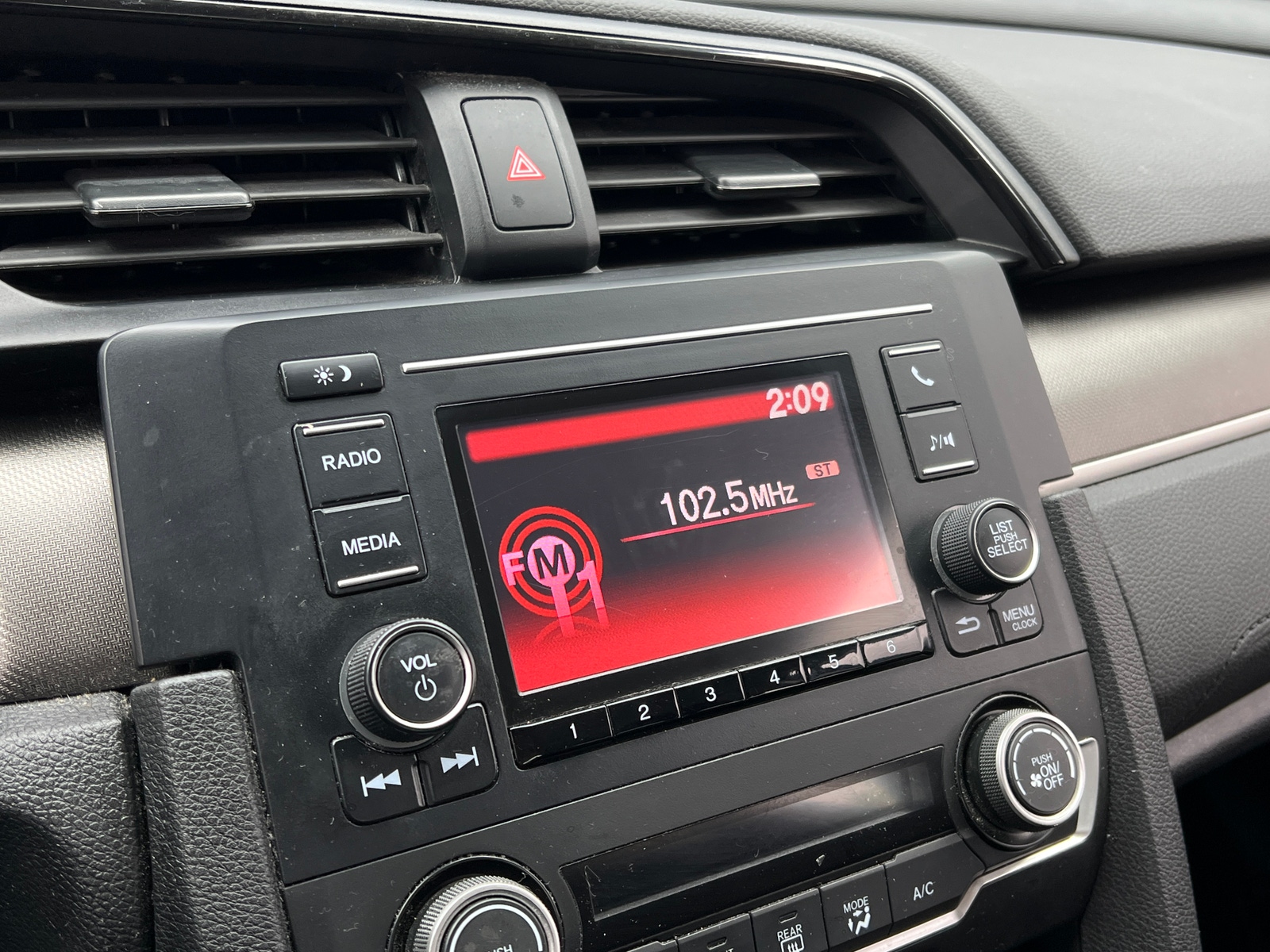 Thumbnail: 2020 Honda Civic - 4