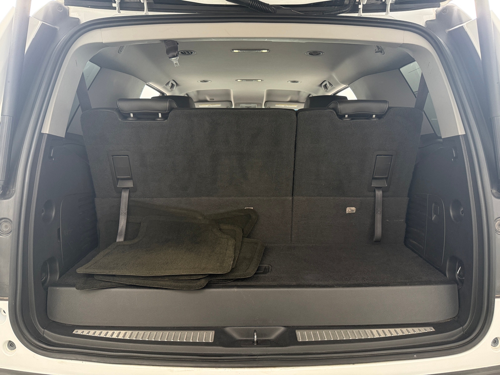 Thumbnail: 2015 Chevrolet Tahoe - 6