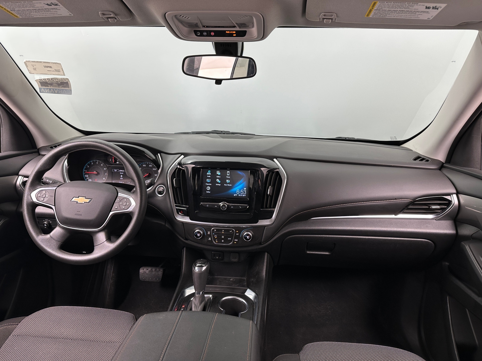 Thumbnail: 2018 Chevrolet Traverse - 3