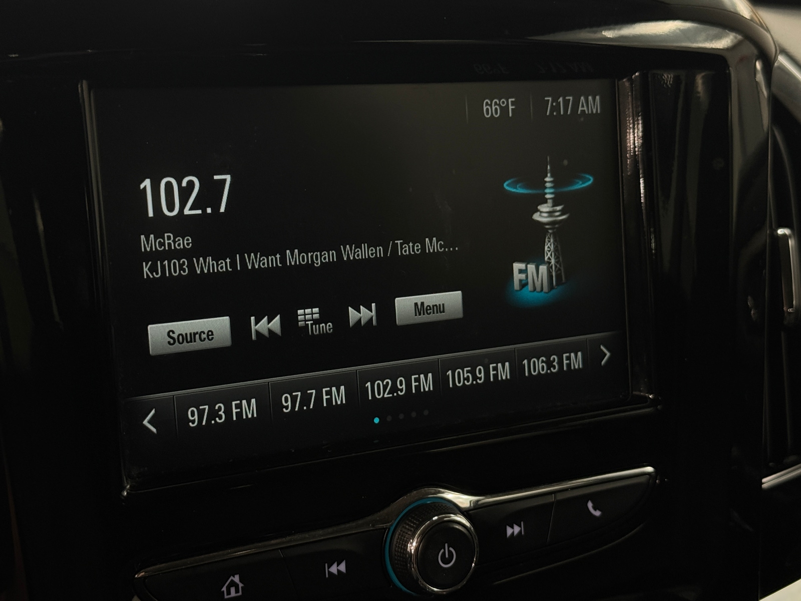 Thumbnail: 2018 Chevrolet Traverse - 4