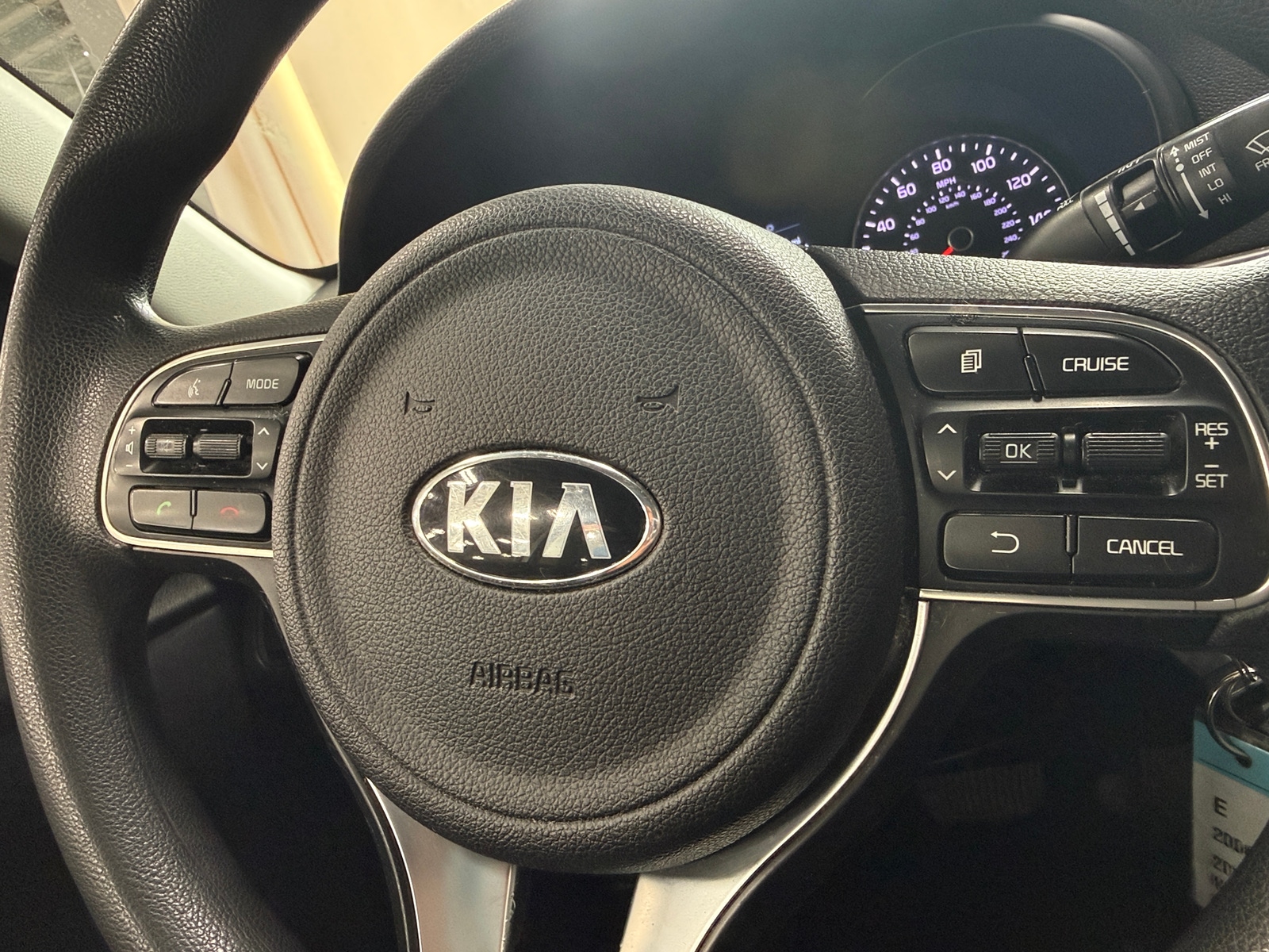 Thumbnail: 2016 Kia Optima - 5