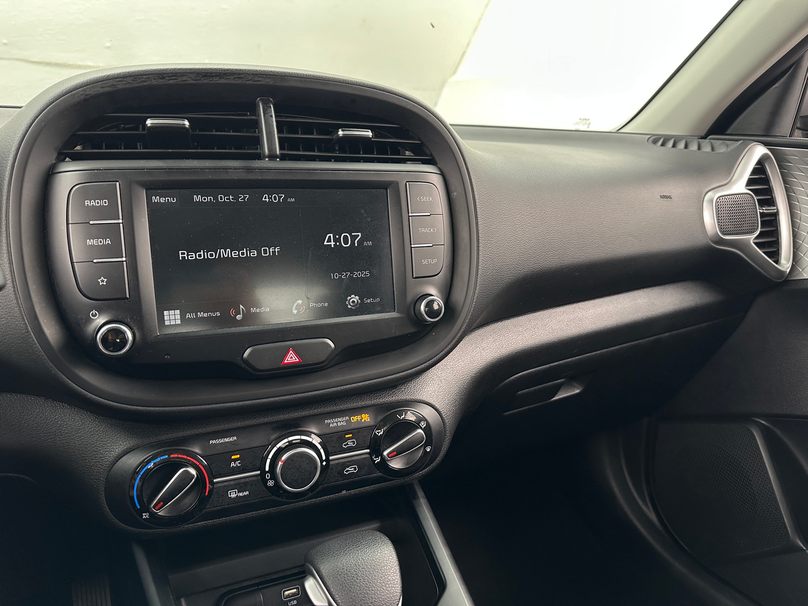 Thumbnail: 2024 Kia Soul - 4