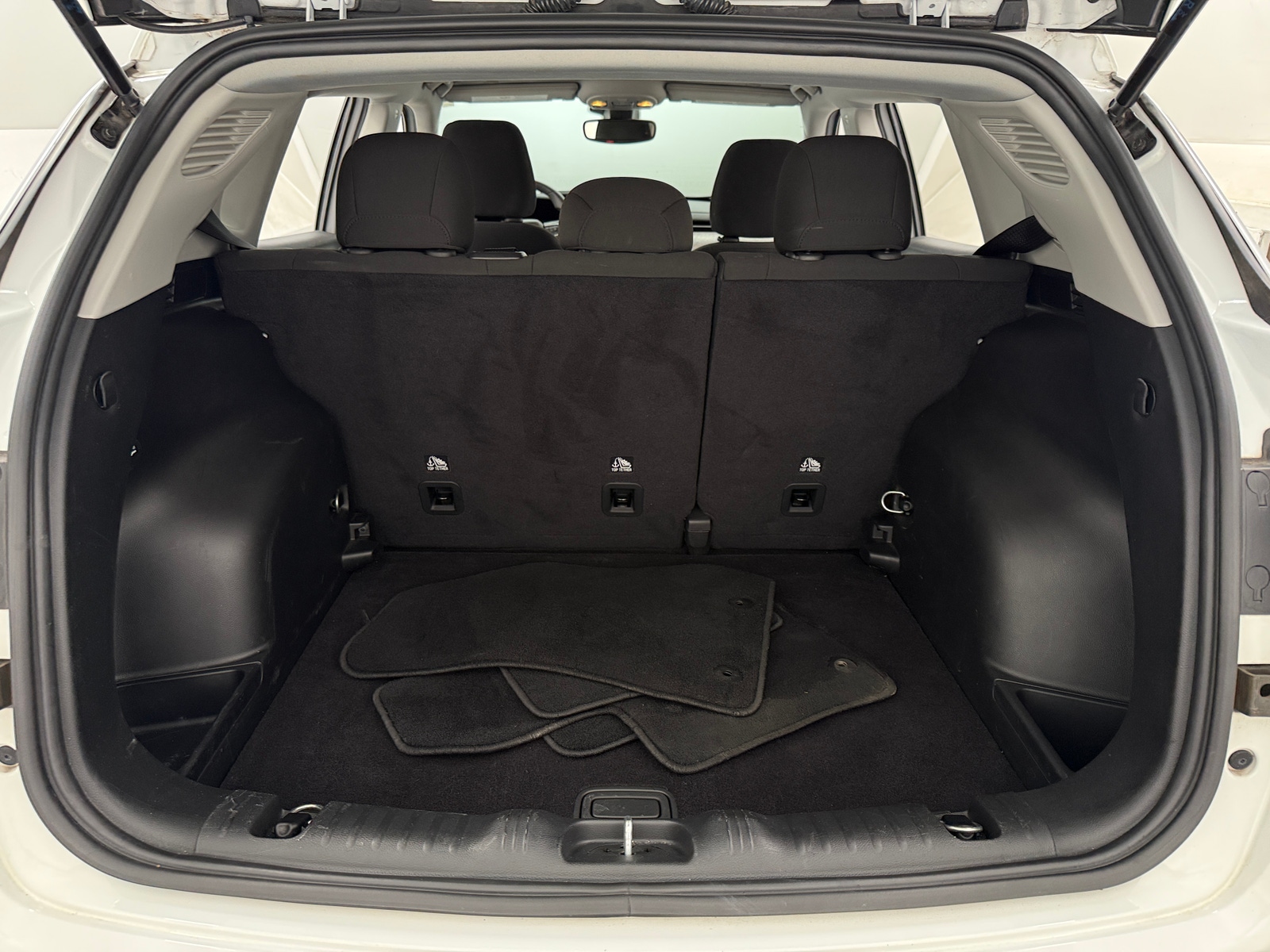 Thumbnail: 2022 Jeep Compass - 7