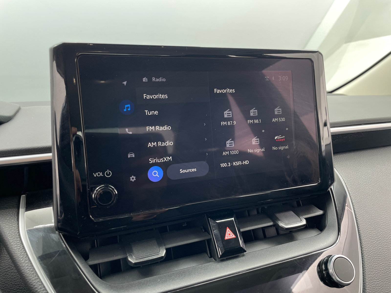 Thumbnail: 2023 Toyota Corolla - 4