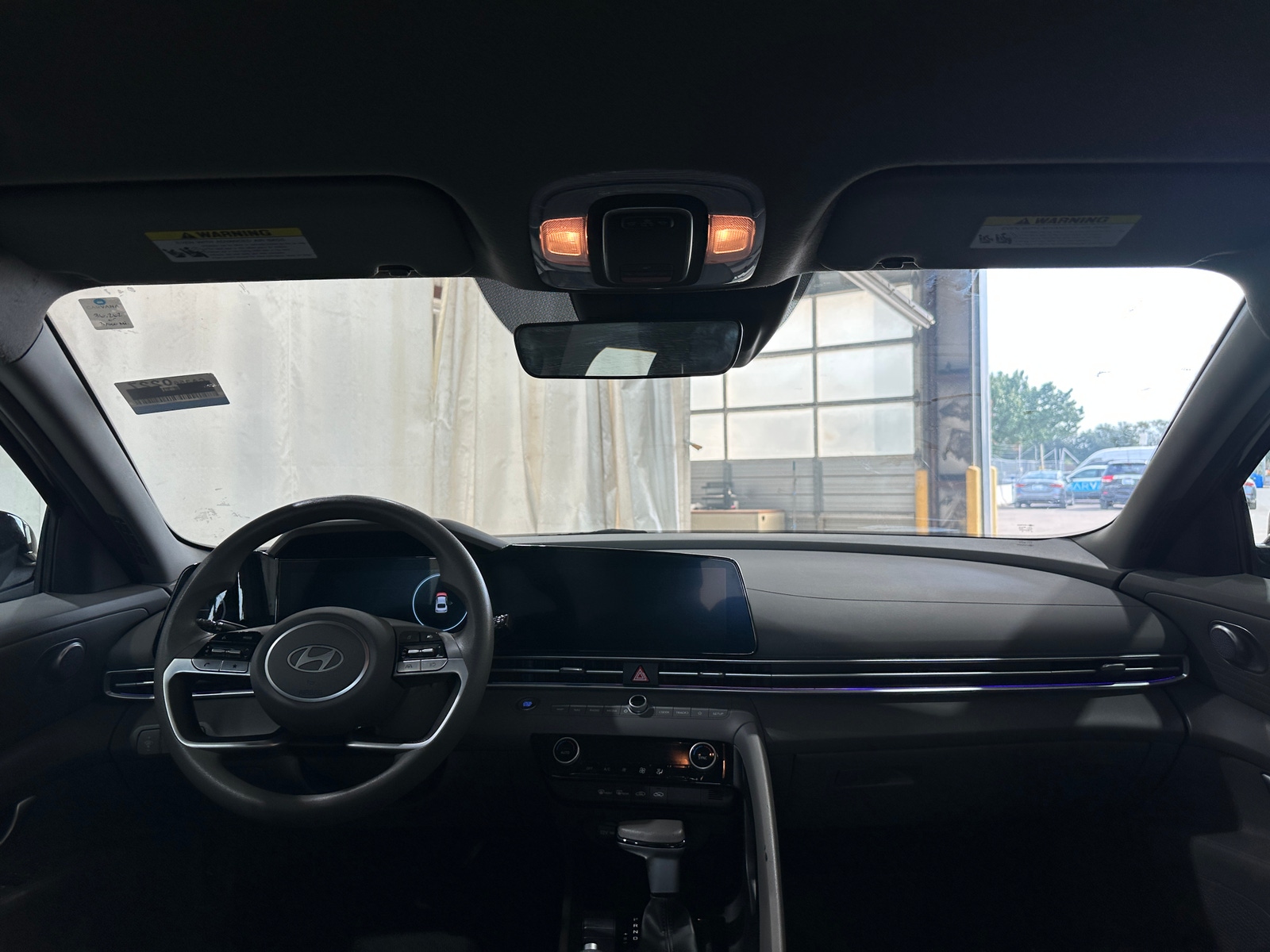 Thumbnail: 2024 Hyundai Elantra - 3