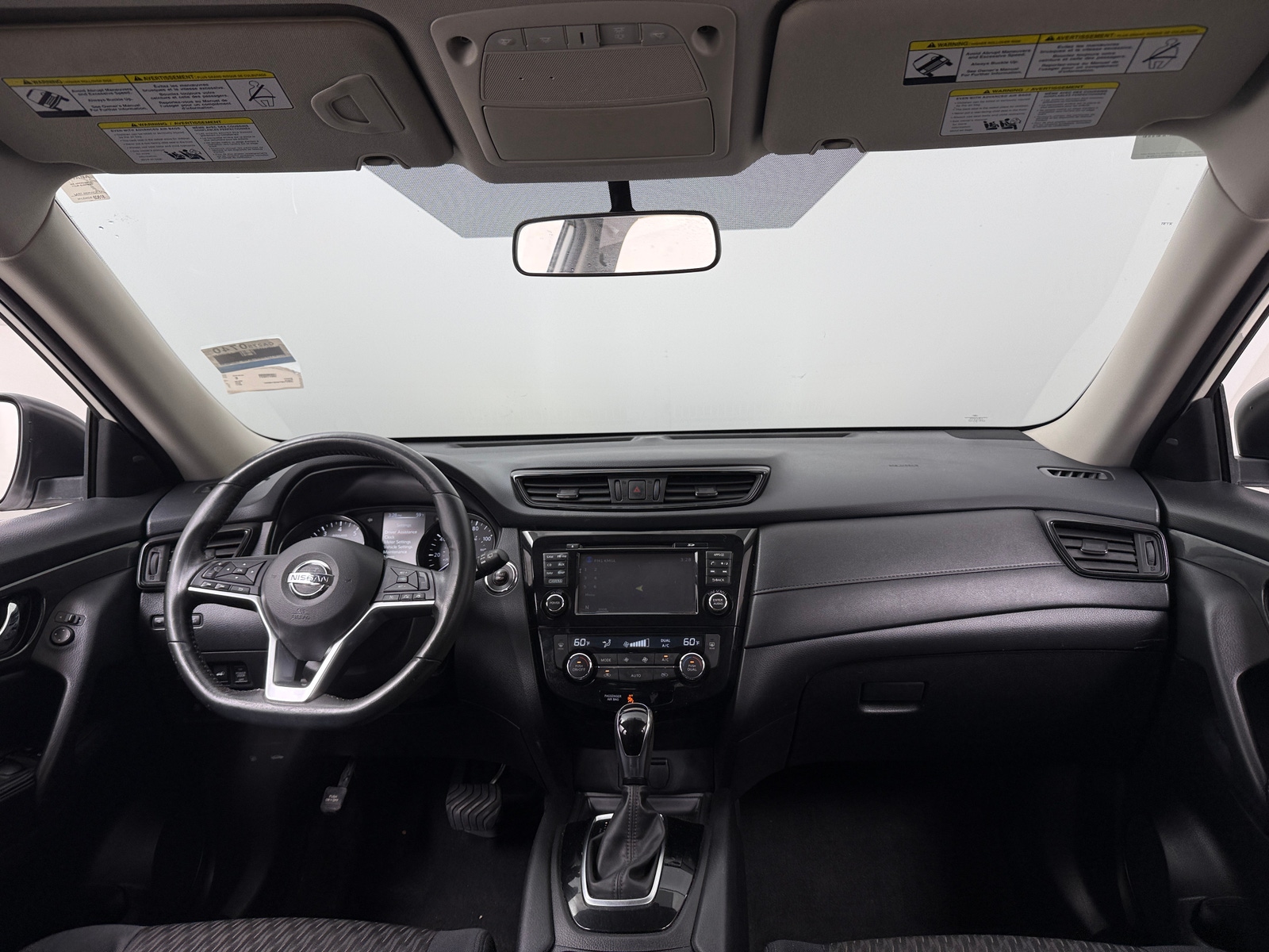 Thumbnail: 2017 Nissan Rogue - 3