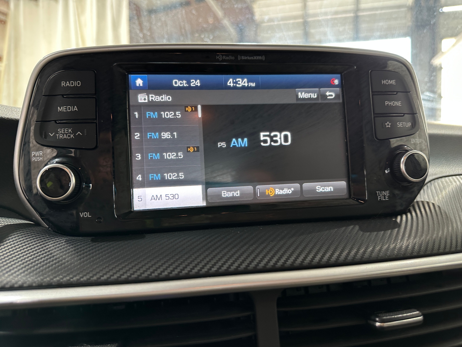 Thumbnail: 2020 Hyundai Tucson - 4