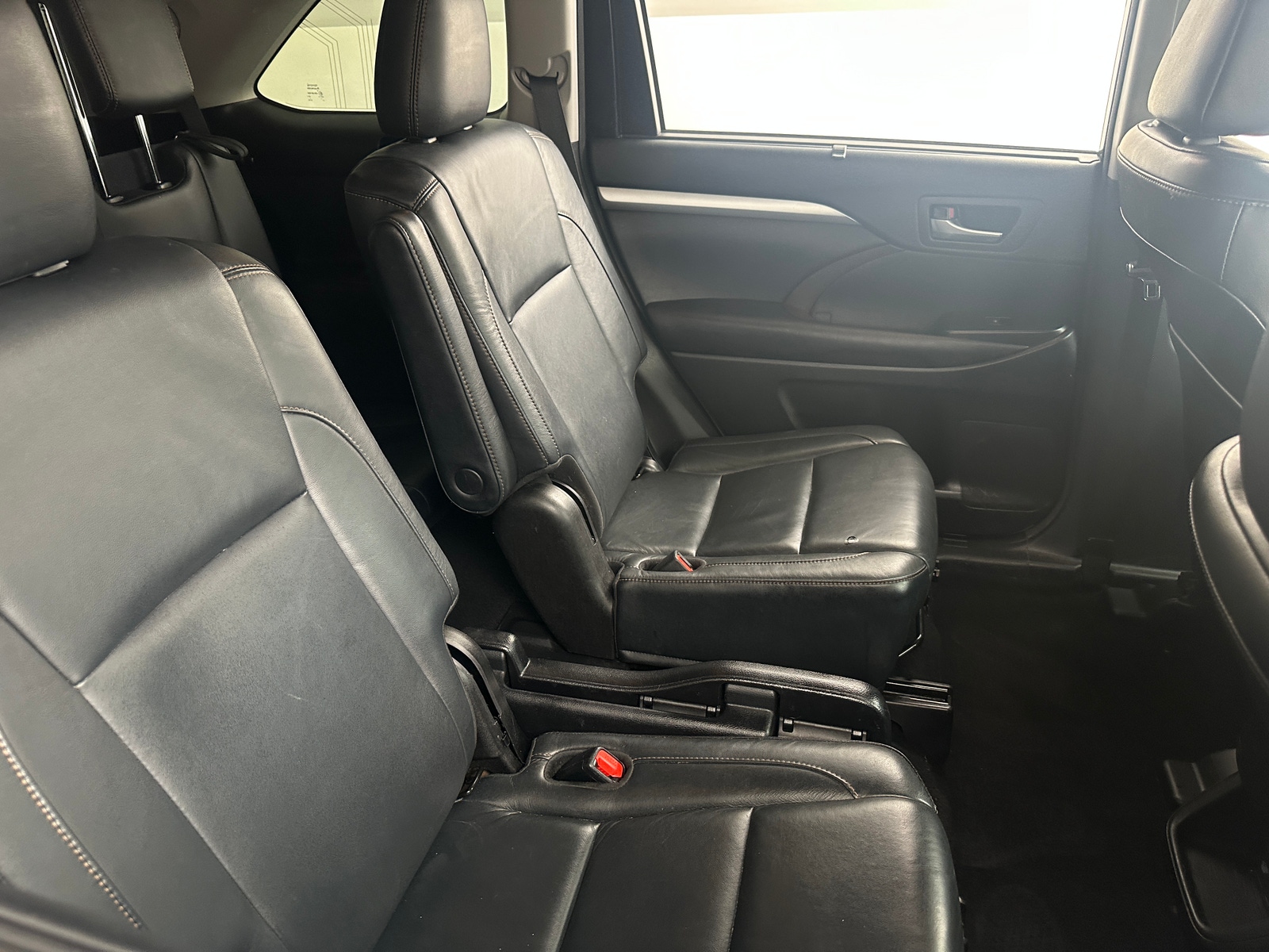 Thumbnail: 2017 Toyota Highlander - 5