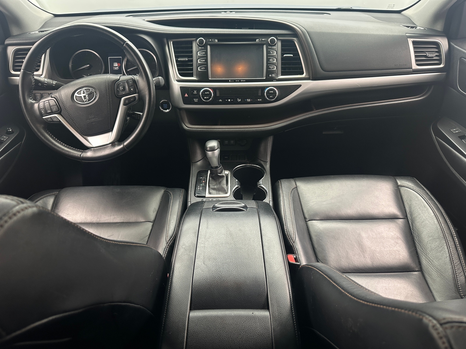 Thumbnail: 2017 Toyota Highlander - 2