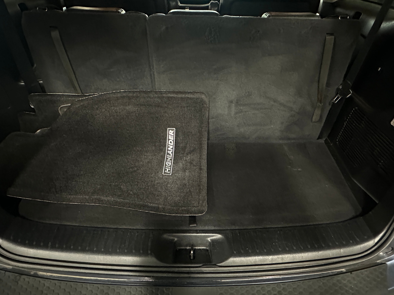 Thumbnail: 2017 Toyota Highlander - 6