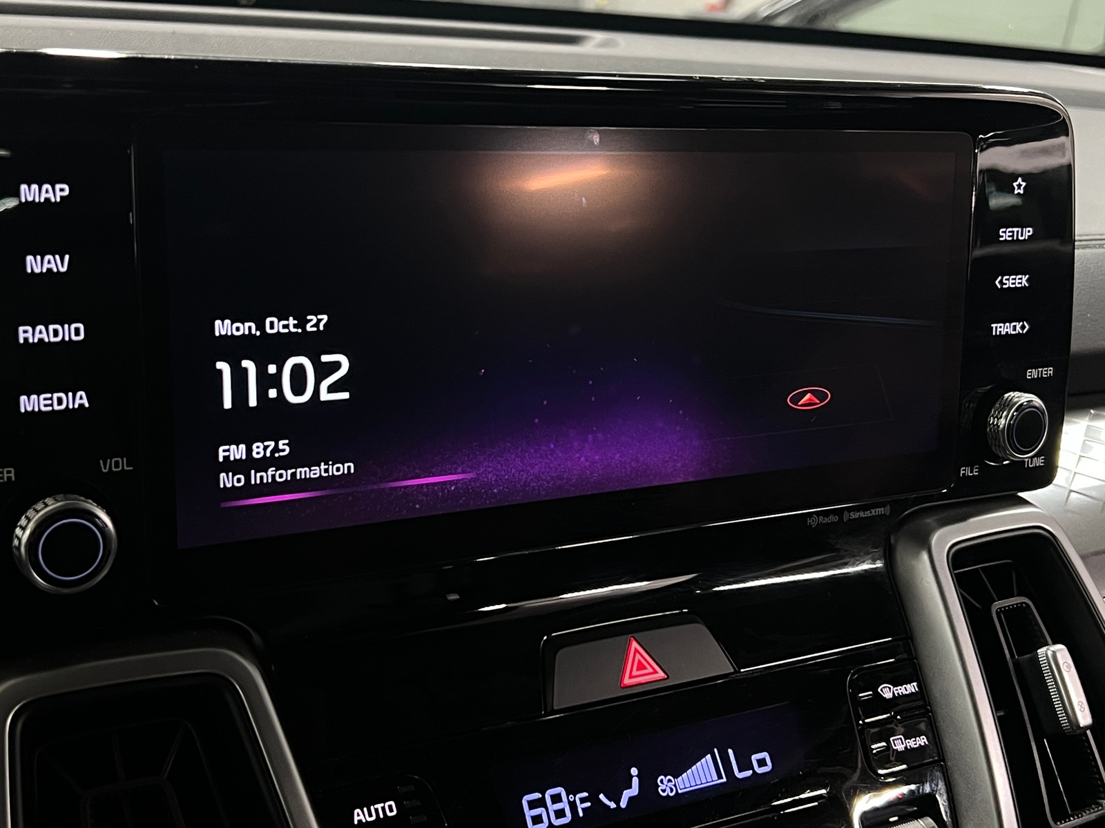 Thumbnail: 2022 Kia Sorento - 3