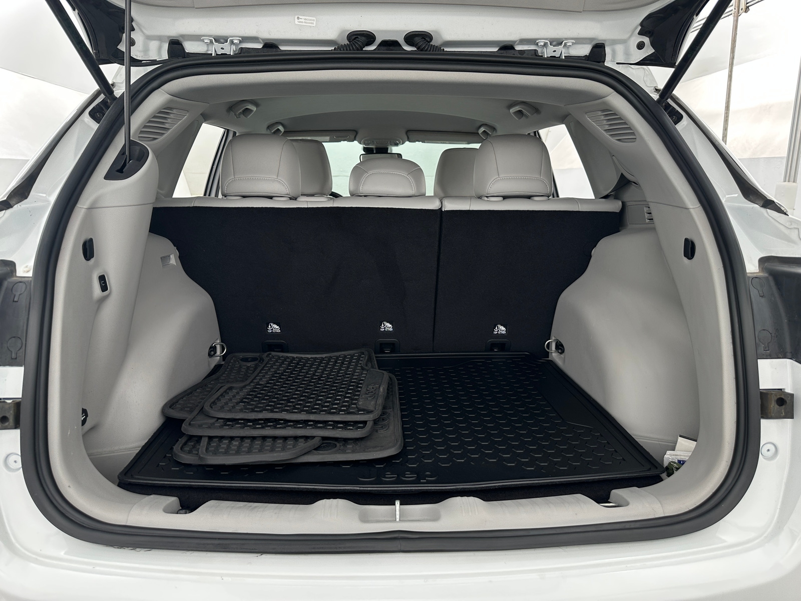 Thumbnail: 2022 Jeep Compass - 6