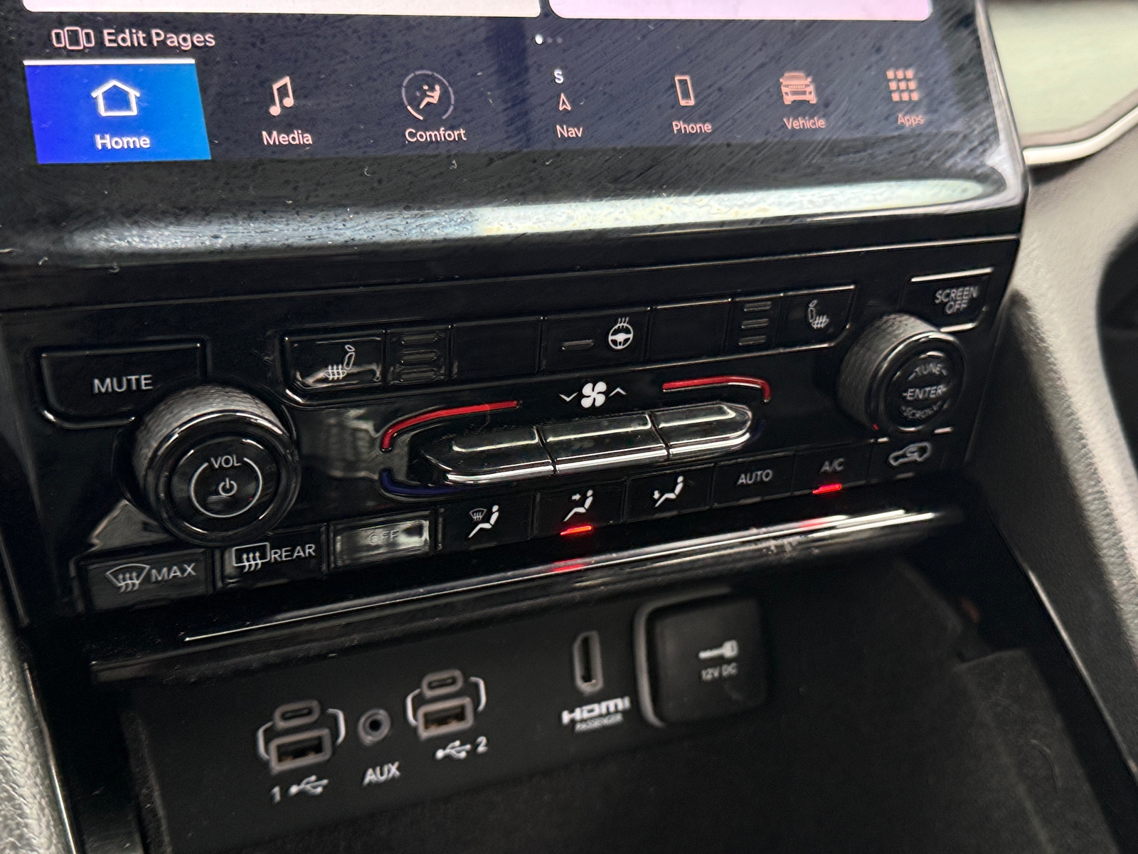 Thumbnail: 2022 Jeep Grand Cherokee - 3