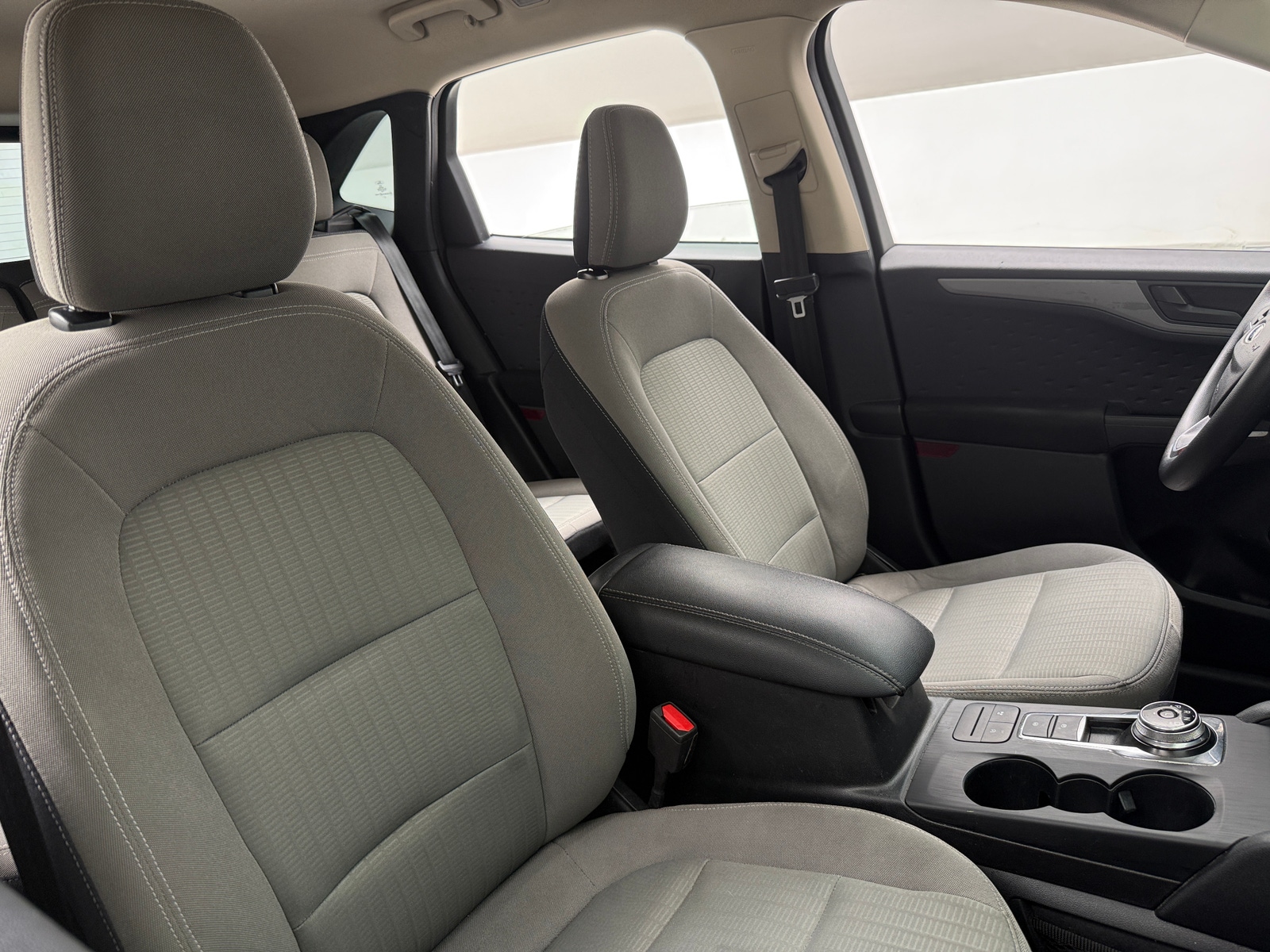 Thumbnail: 2020 Ford Escape - 2