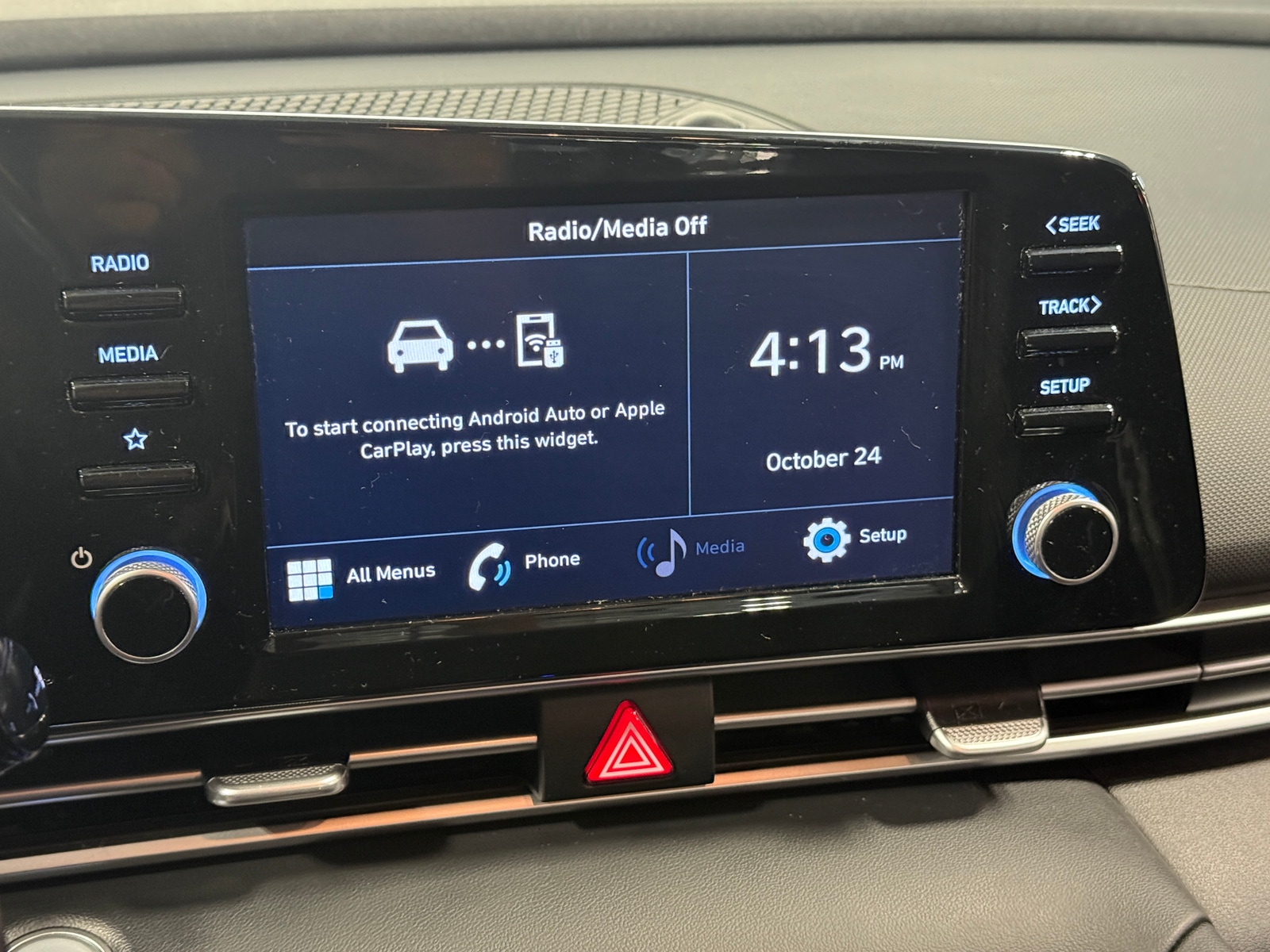 Thumbnail: 2021 Hyundai Elantra - 4