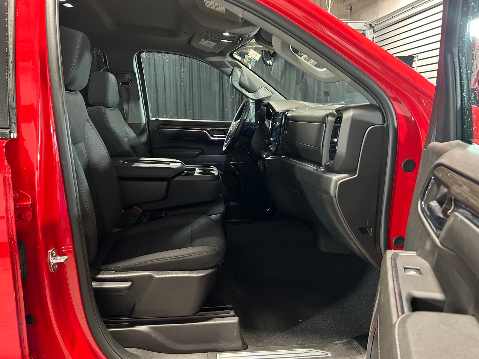 Thumbnail: 2024 Chevrolet Silverado 1500 - 2