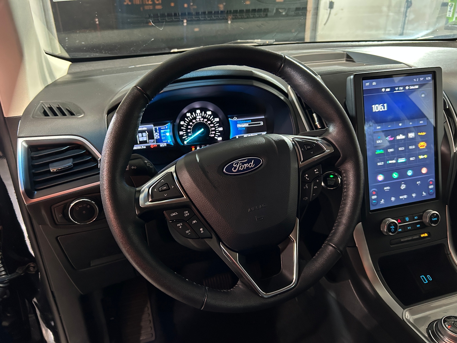 Thumbnail: 2024 Ford Edge - 4