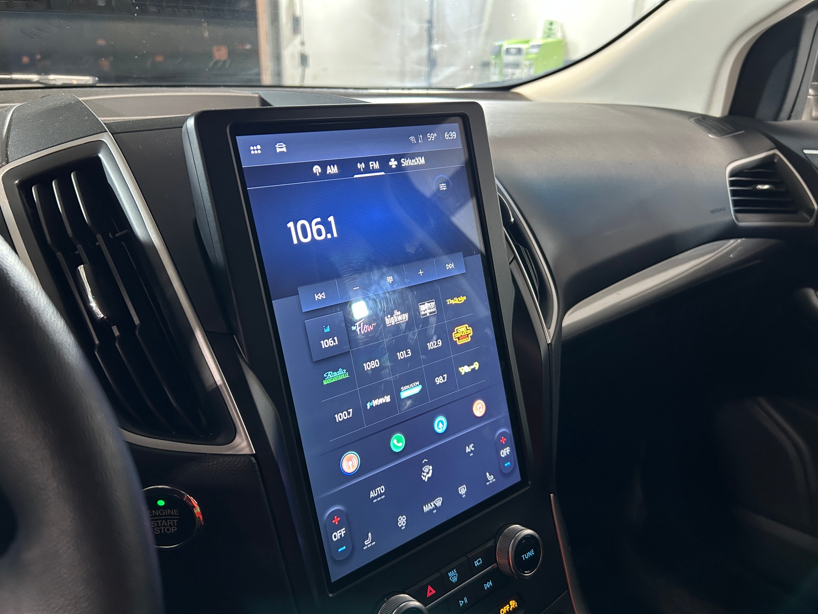 Thumbnail: 2024 Ford Edge - 3