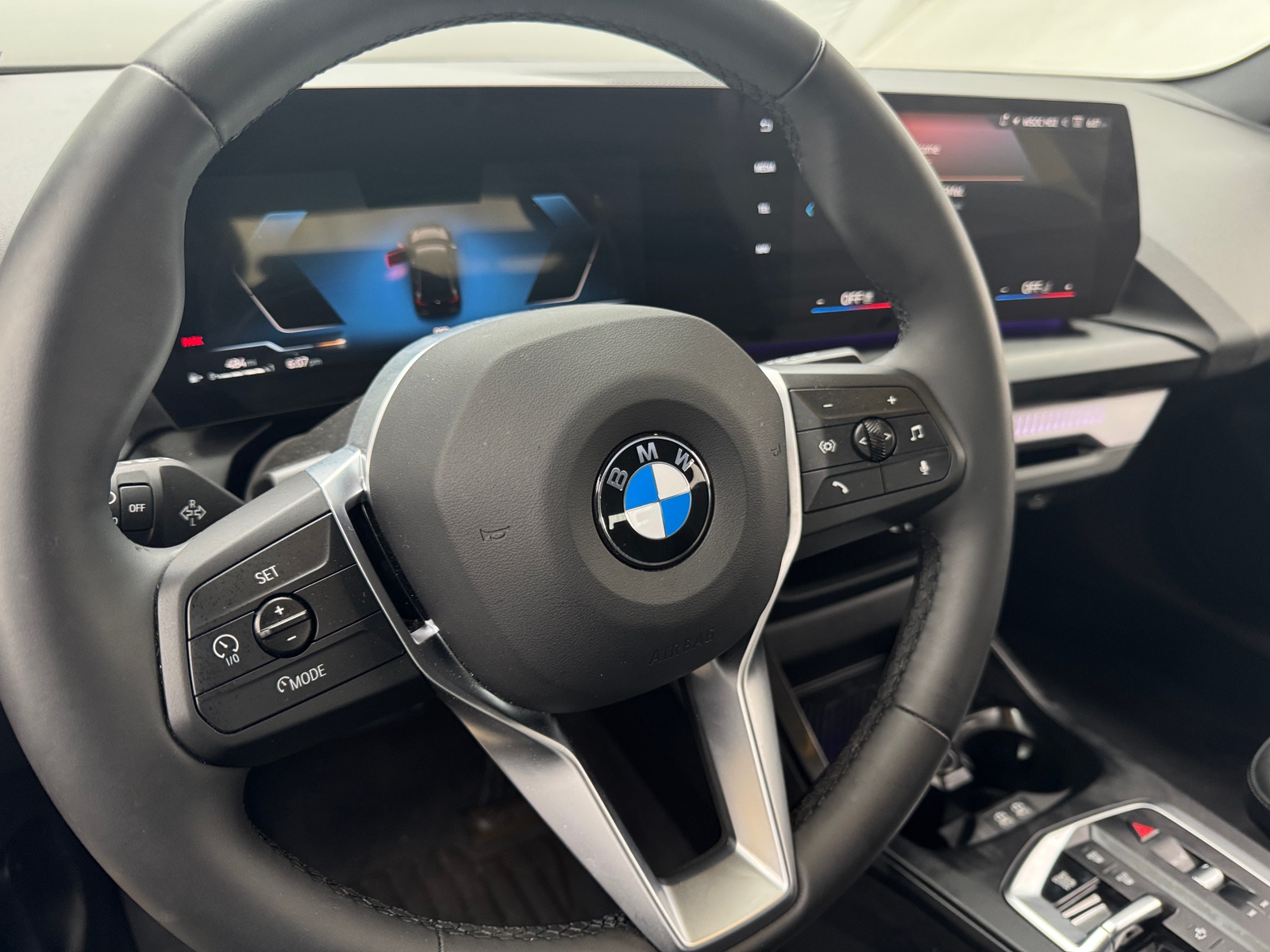 Thumbnail: 2025 BMW 2 Series - 4