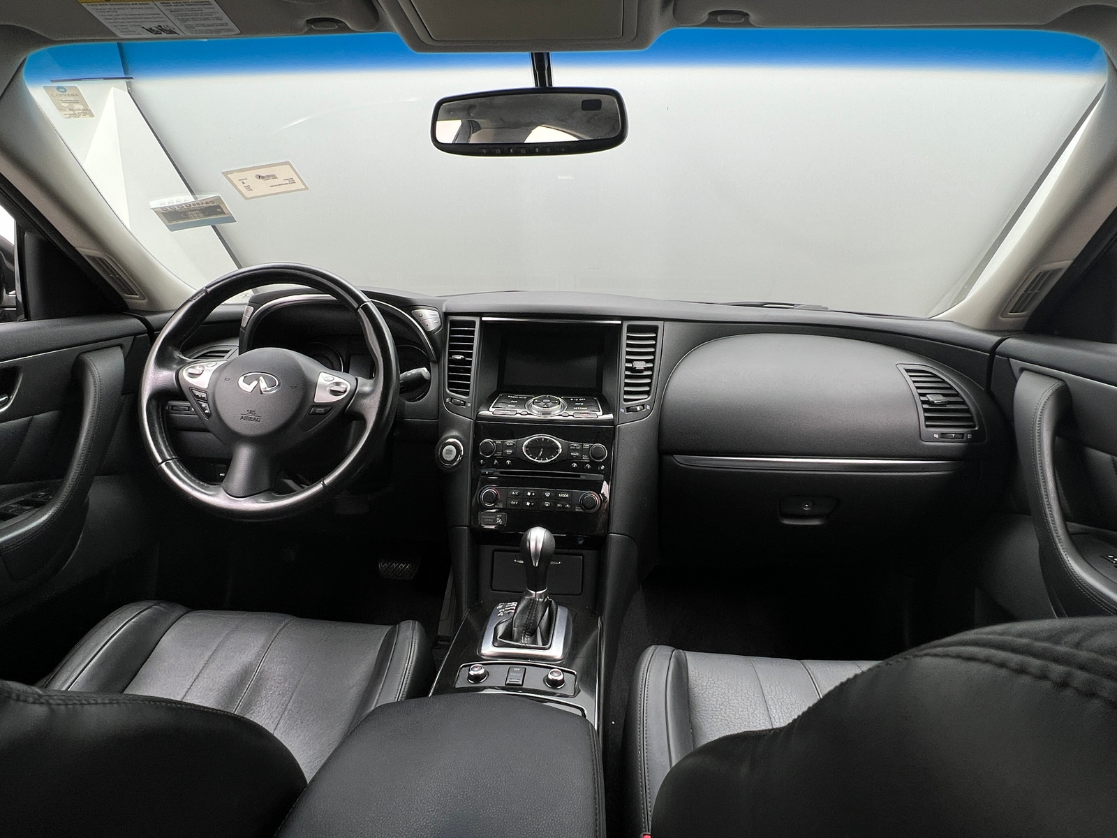 Thumbnail: 2017 INFINITI QX70 - 2