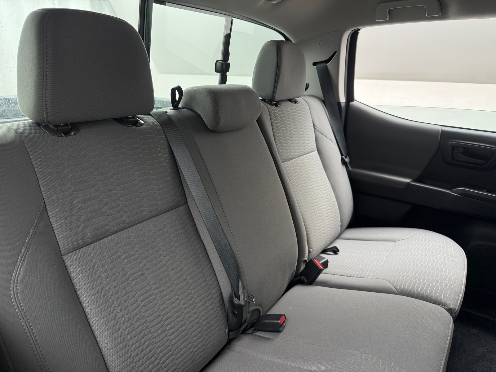 Thumbnail: 2018 Toyota Tacoma - 6