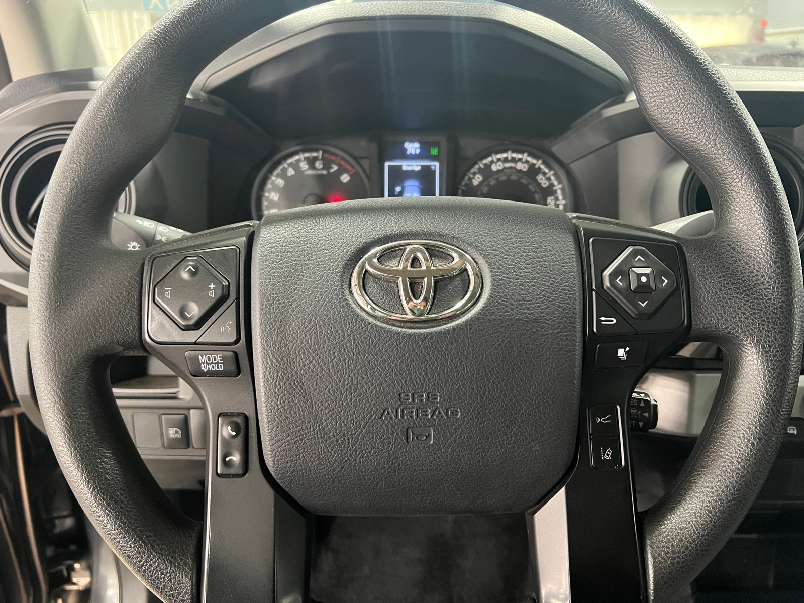 Thumbnail: 2018 Toyota Tacoma - 5