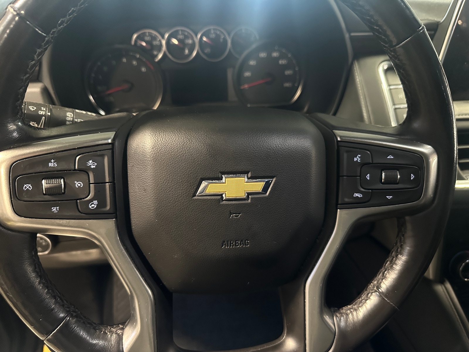 Thumbnail: 2021 Chevrolet Tahoe - 4