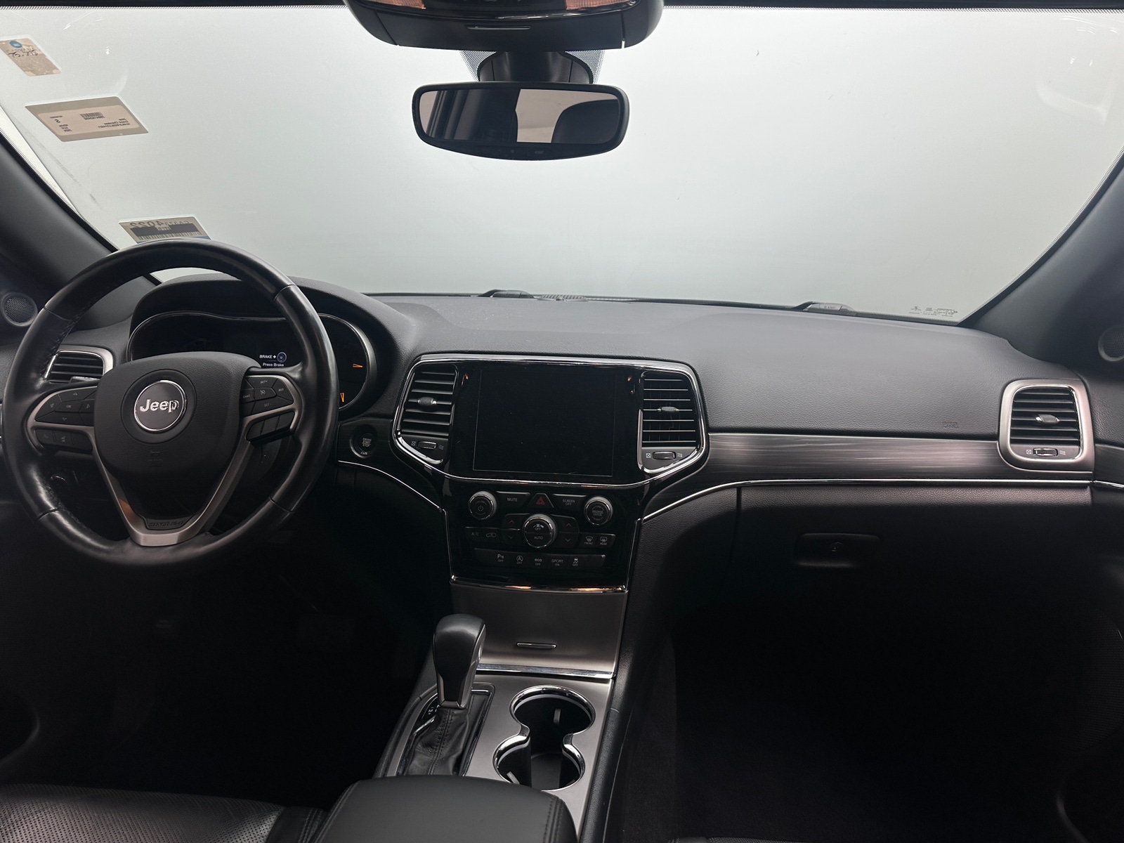 Thumbnail: 2020 Jeep Grand Cherokee - 3