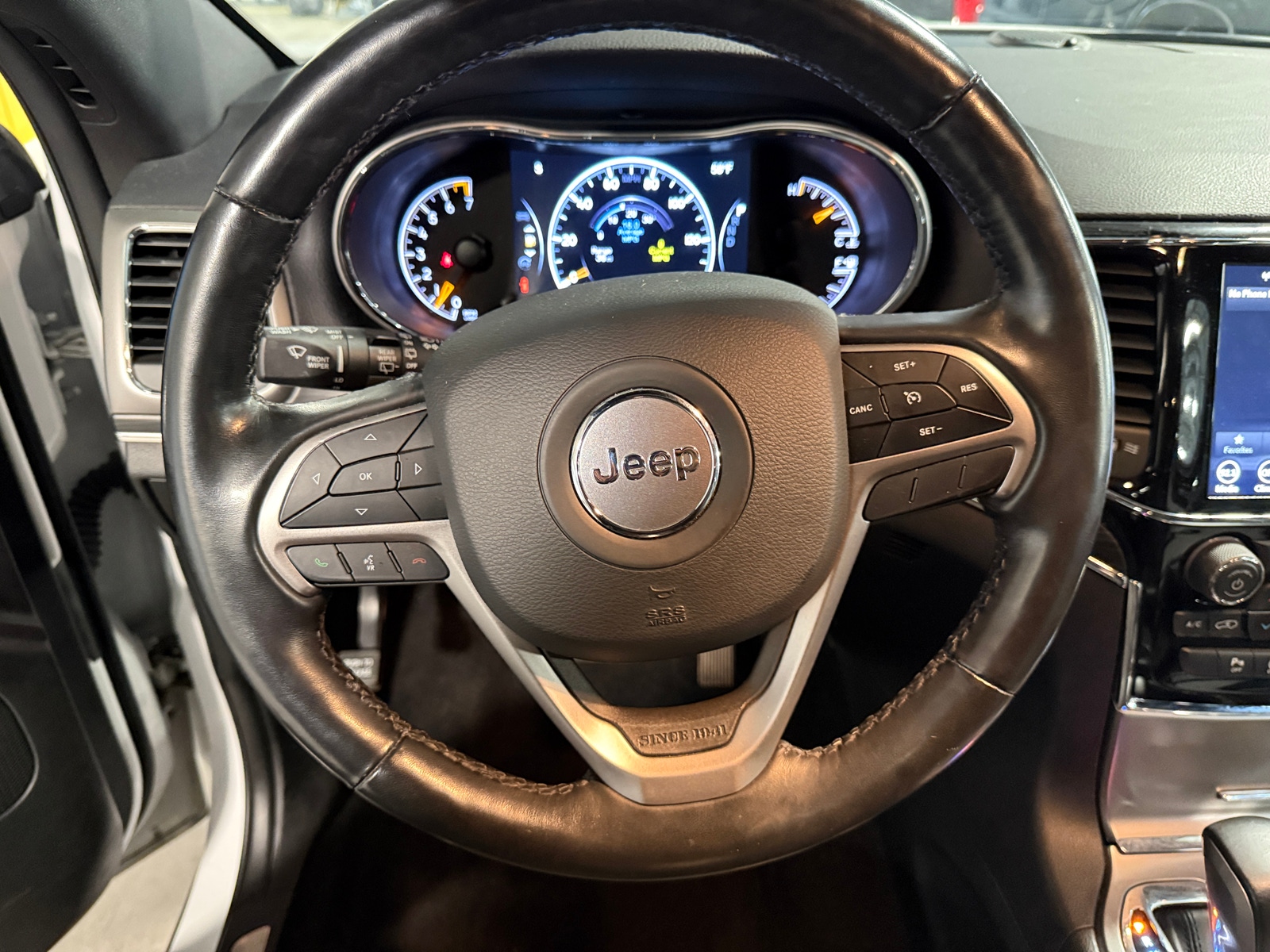 Thumbnail: 2020 Jeep Grand Cherokee - 5