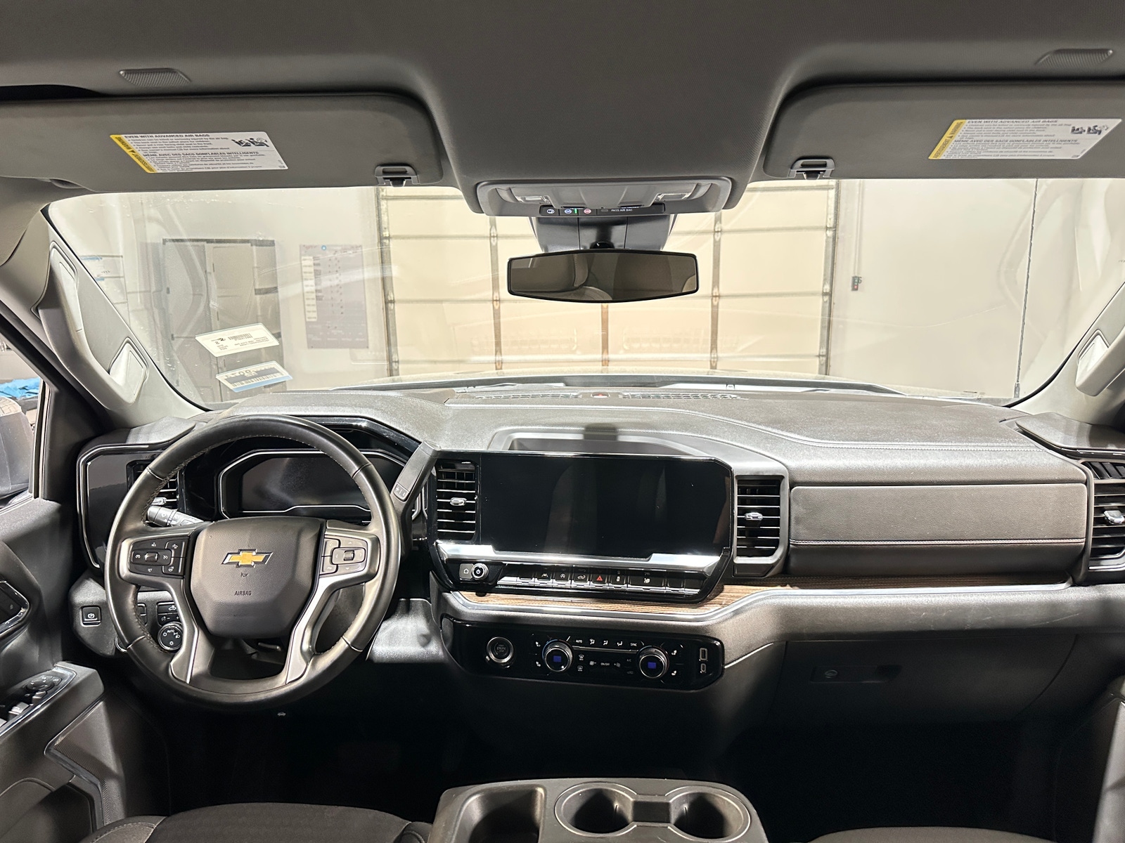 Thumbnail: 2024 Chevrolet Silverado 1500 - 3