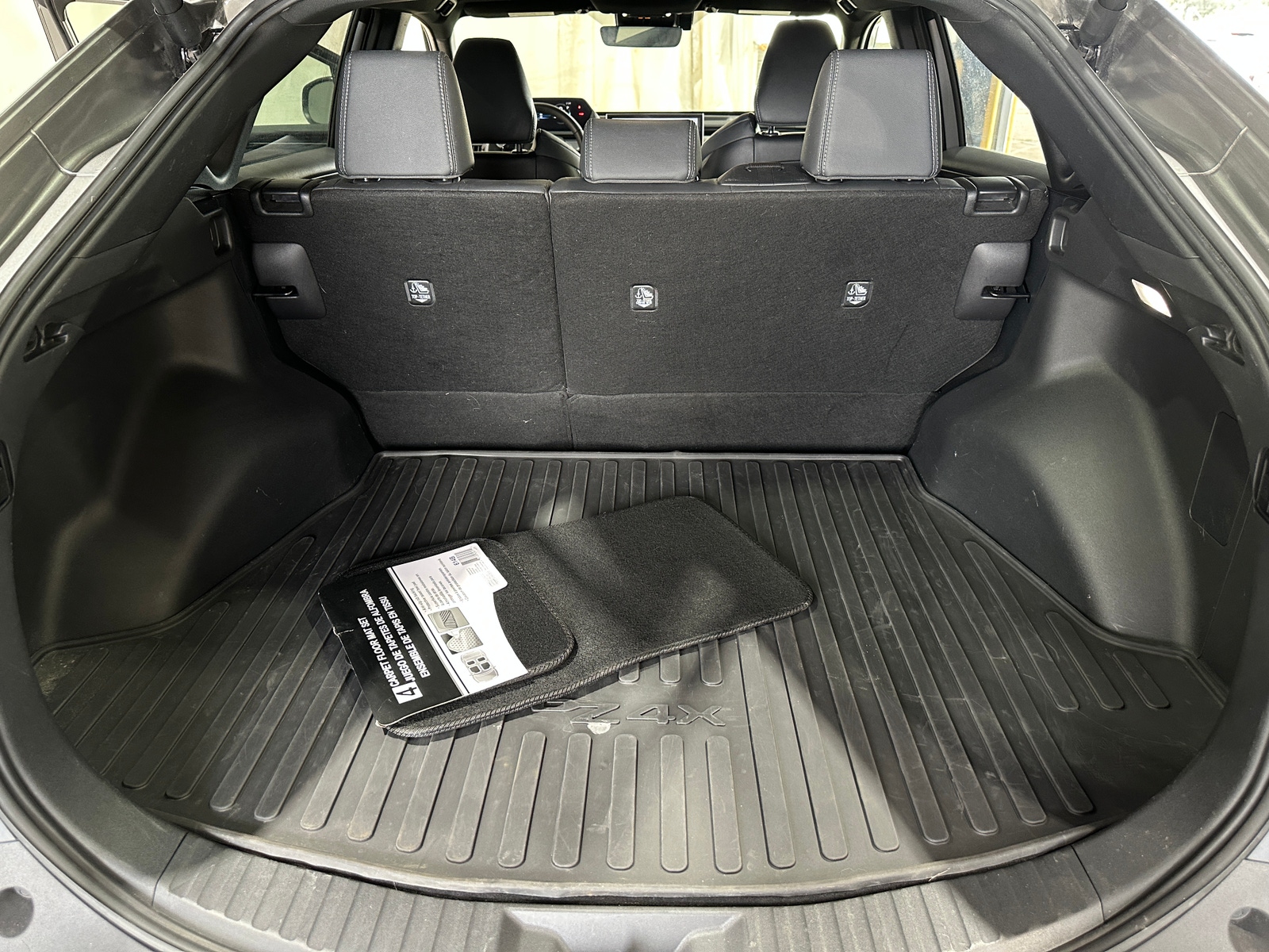 Thumbnail: 2024 Toyota bZ4X - 6